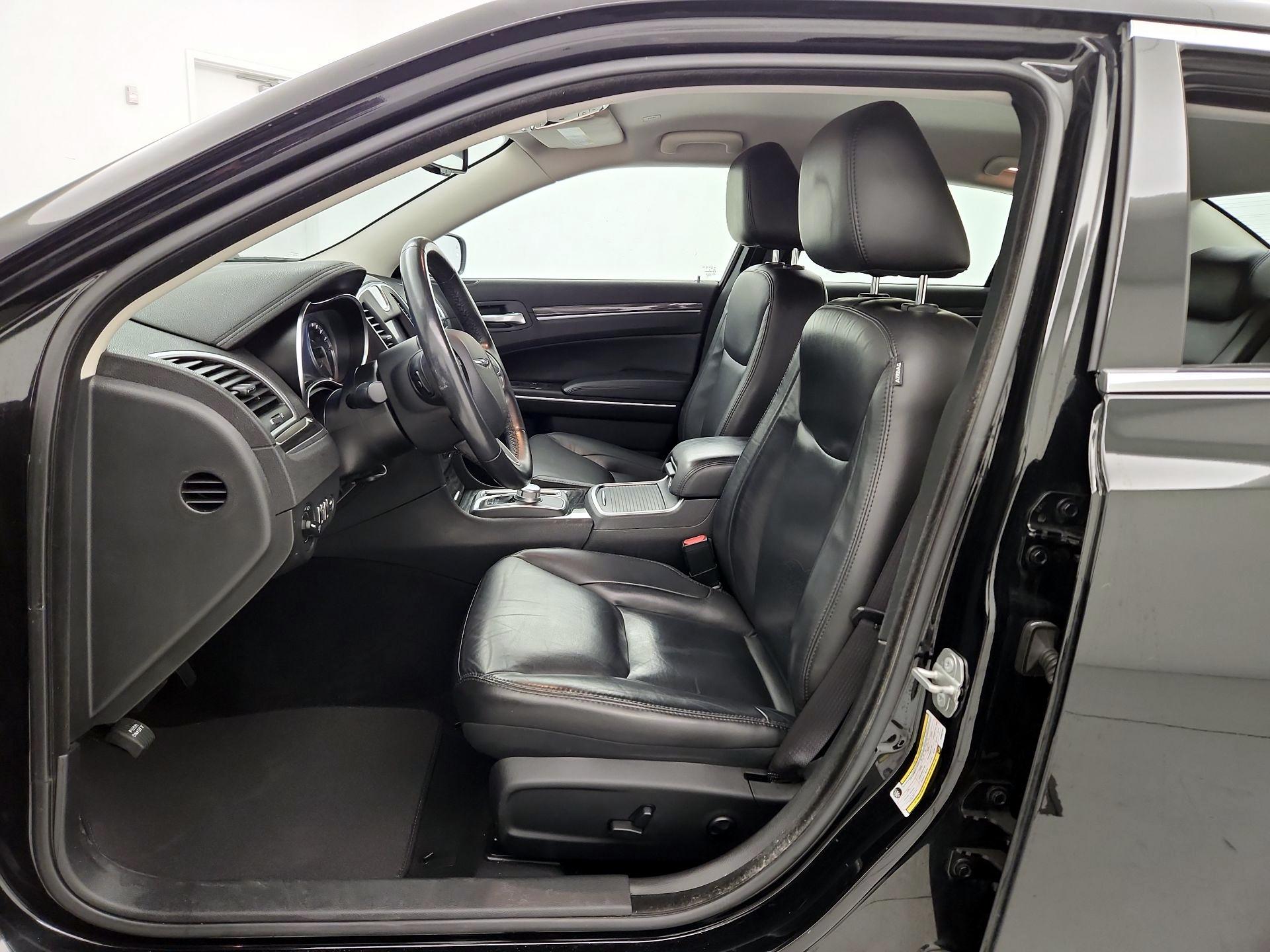 Thumbnail: 2021 Chrysler 300 - 11