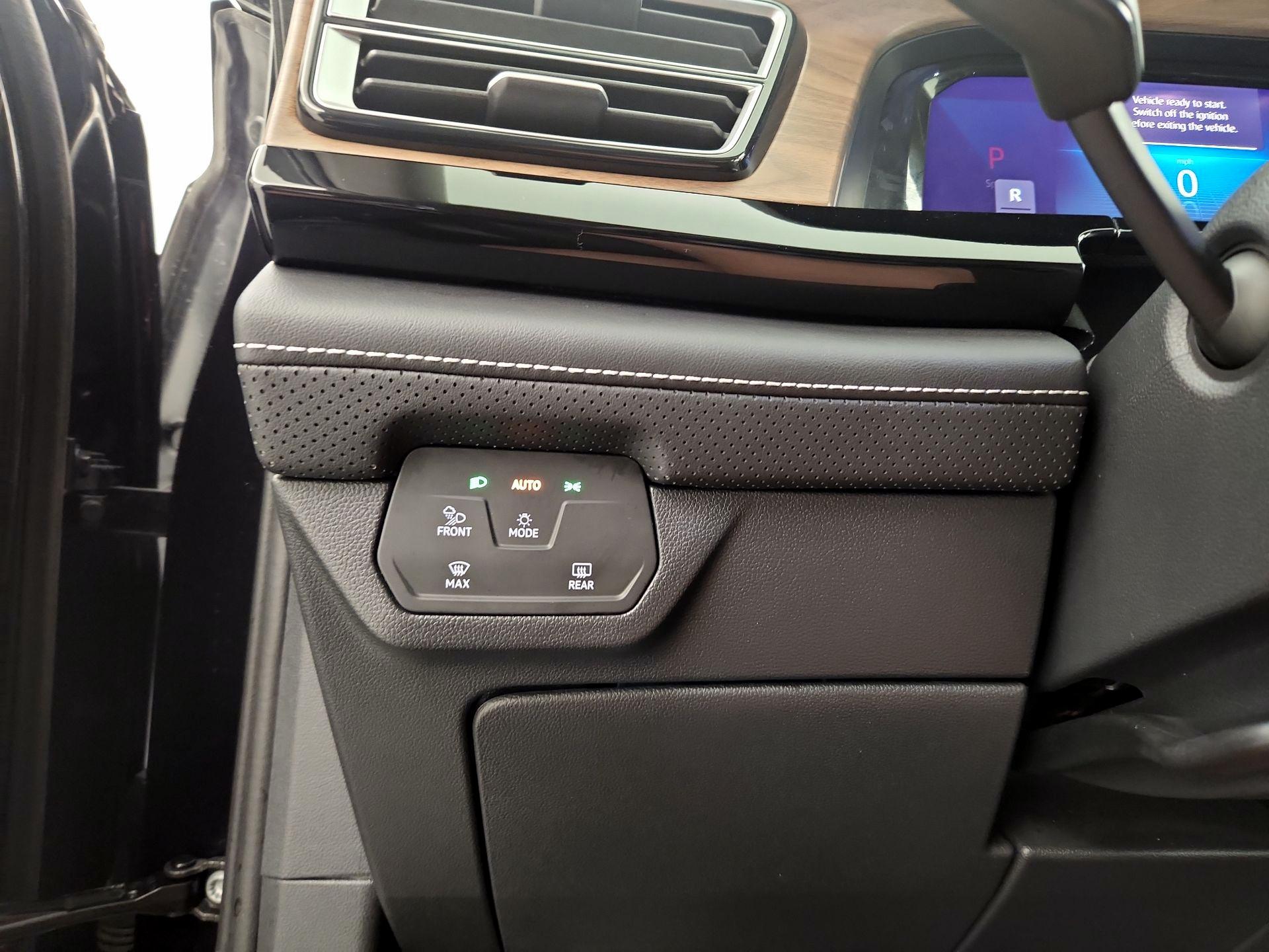 Thumbnail: 2024 Volkswagen Atlas - 13