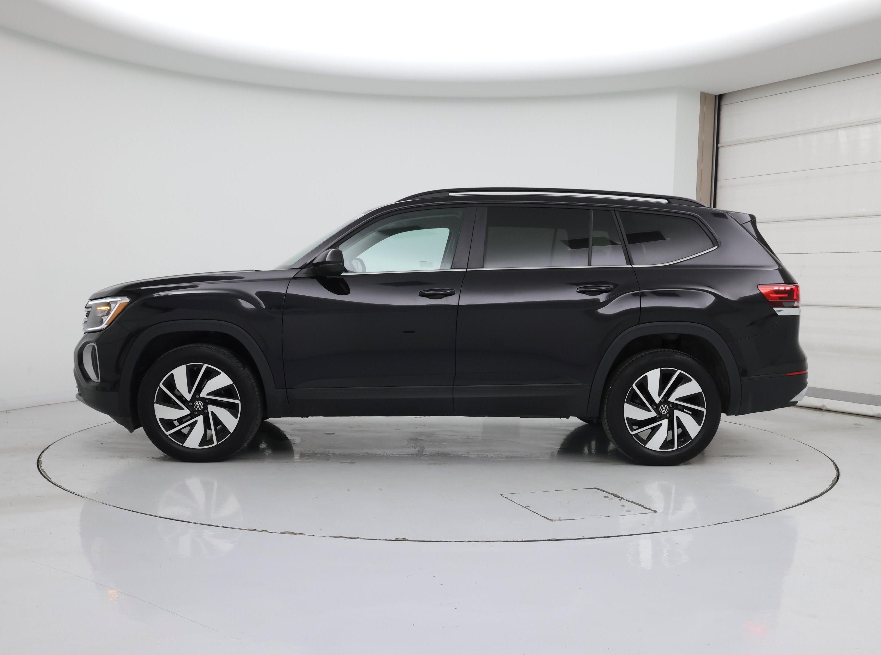 Thumbnail: 2024 Volkswagen Atlas - 3