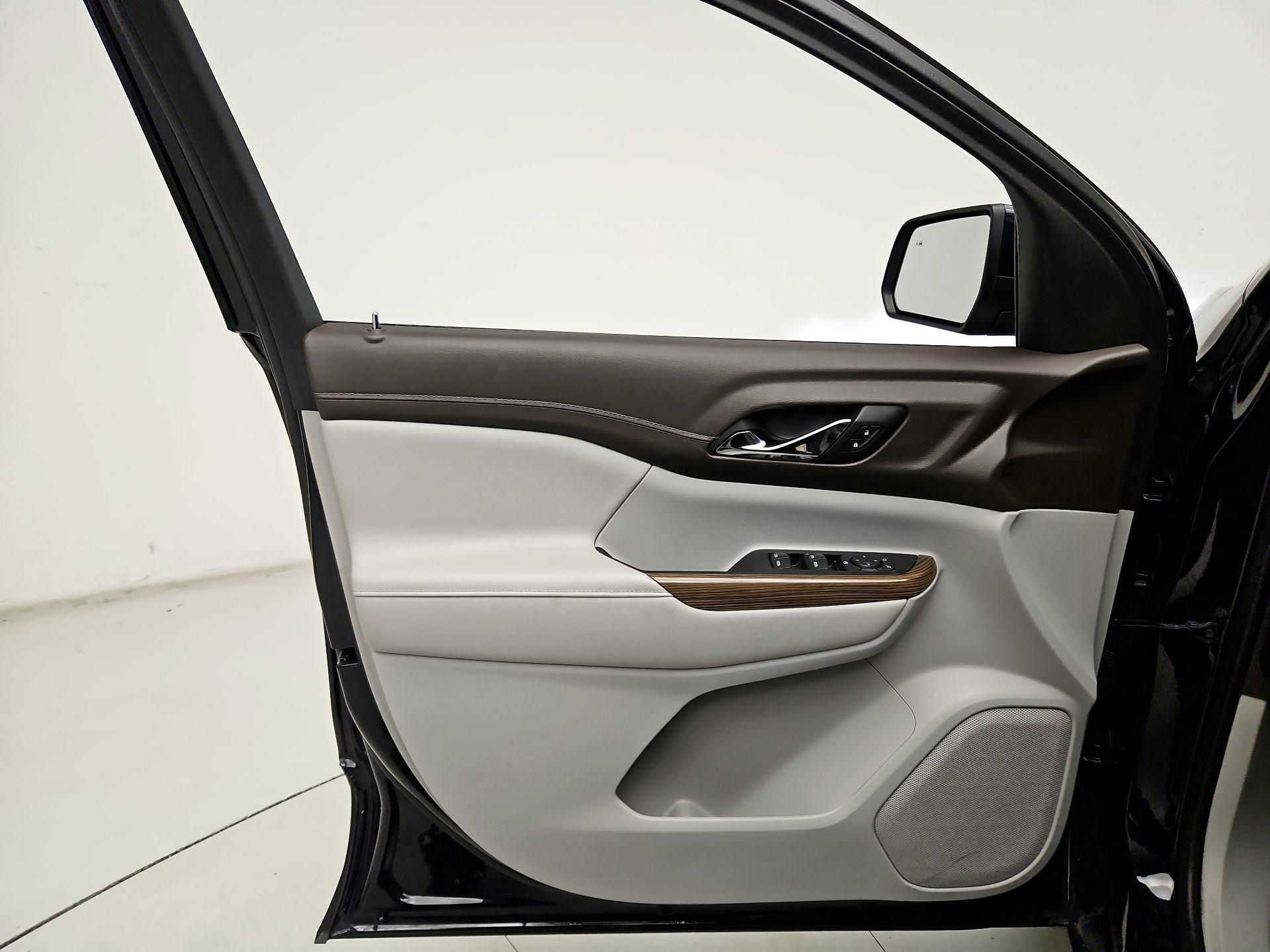 Thumbnail: 2022 GMC Acadia - 12