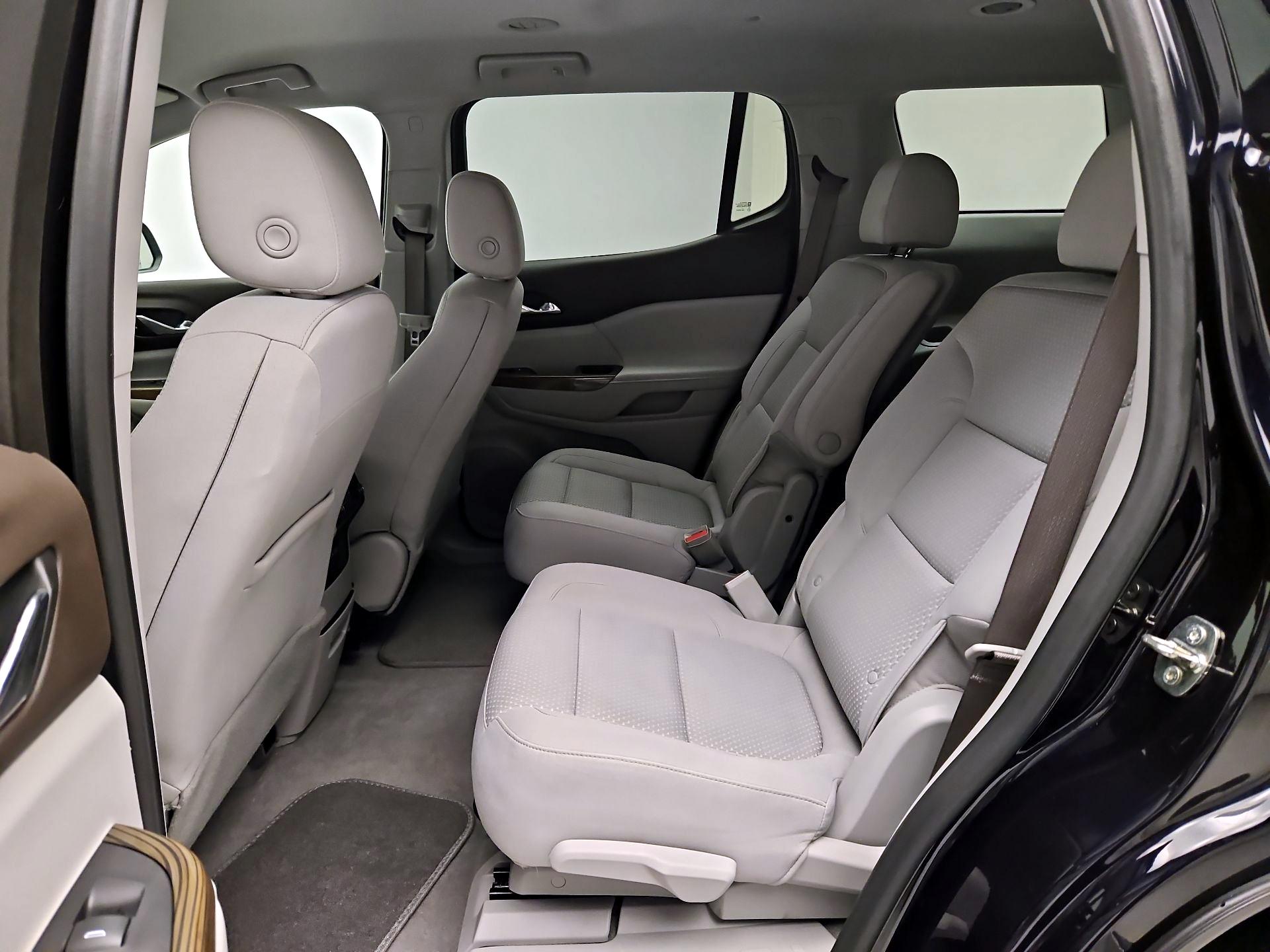 Thumbnail: 2022 GMC Acadia - 17