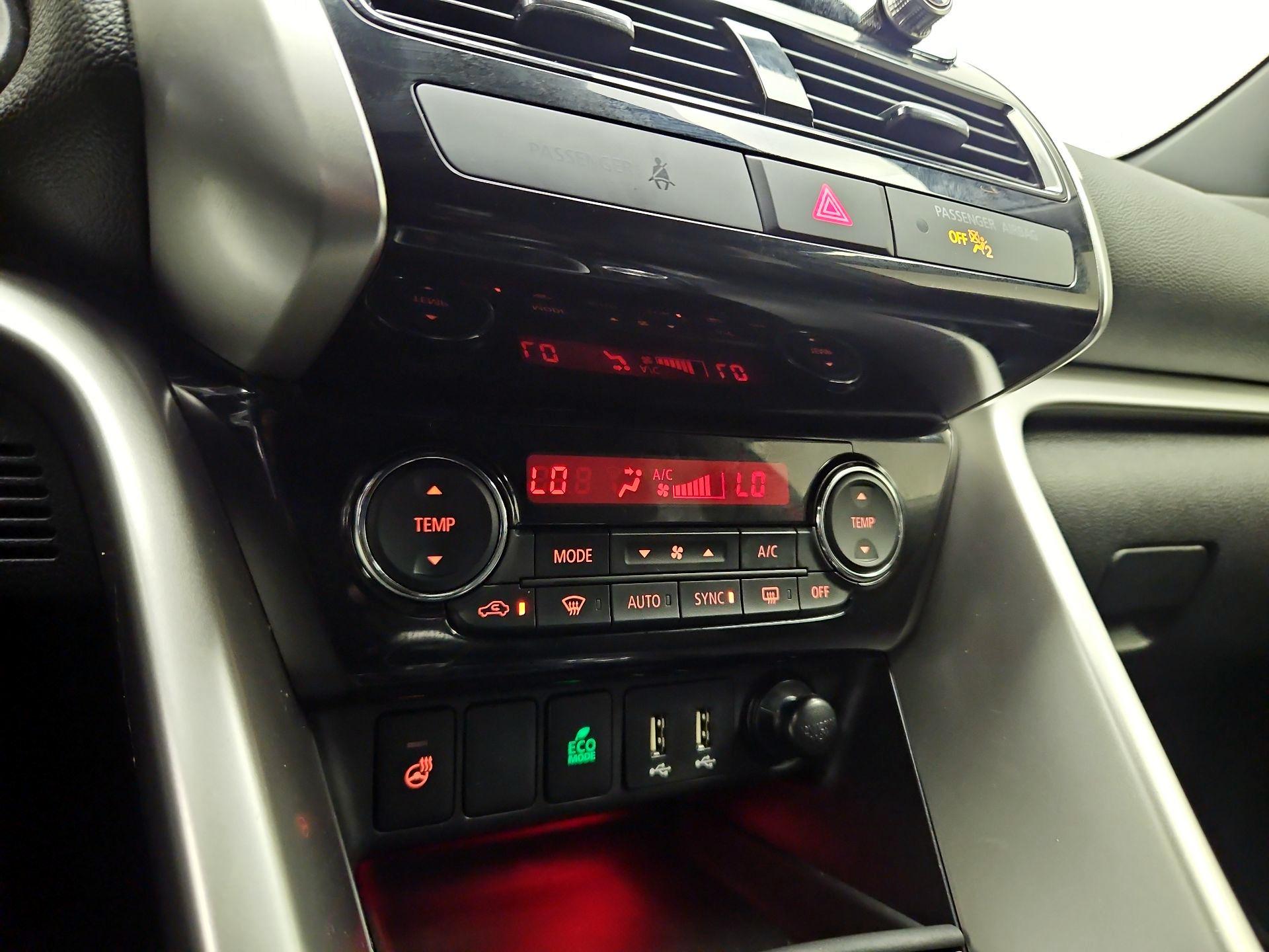 Thumbnail: 2023 Mitsubishi Eclipse Cross - 15