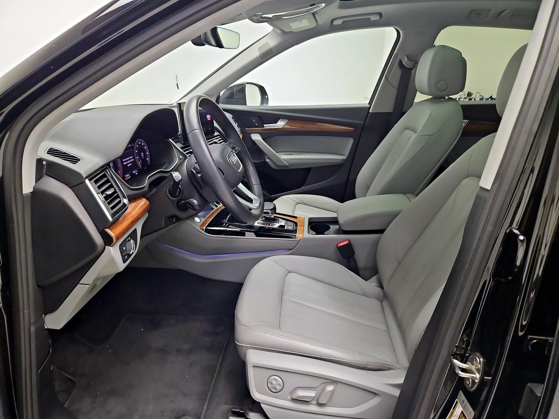 Thumbnail: 2023 Audi Q5 - 11