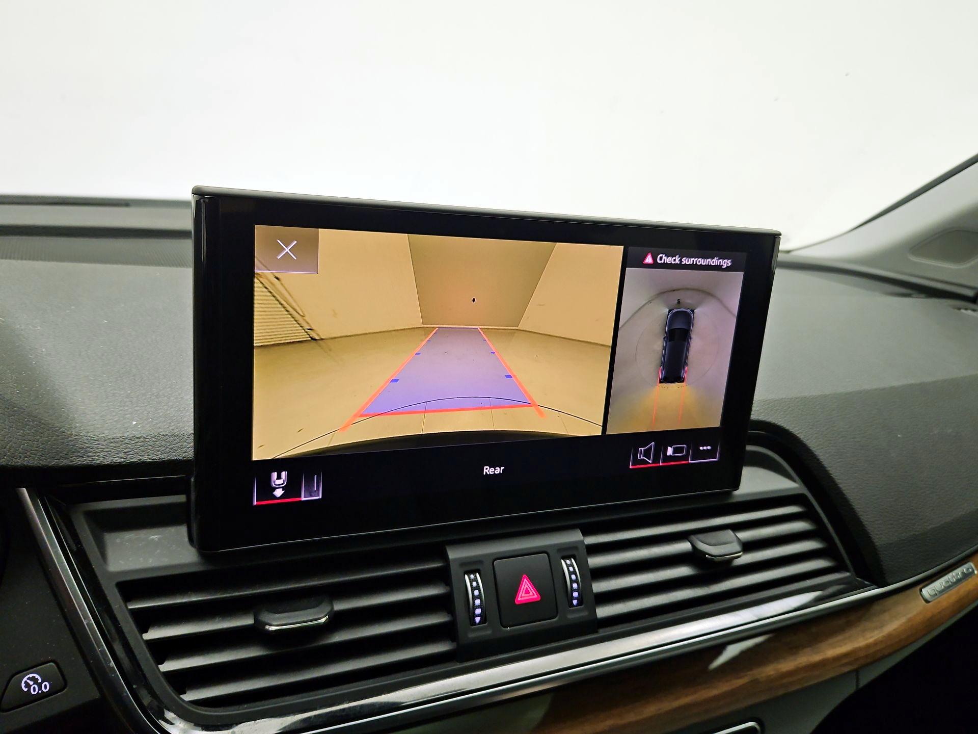 Thumbnail: 2023 Audi Q5 - 14