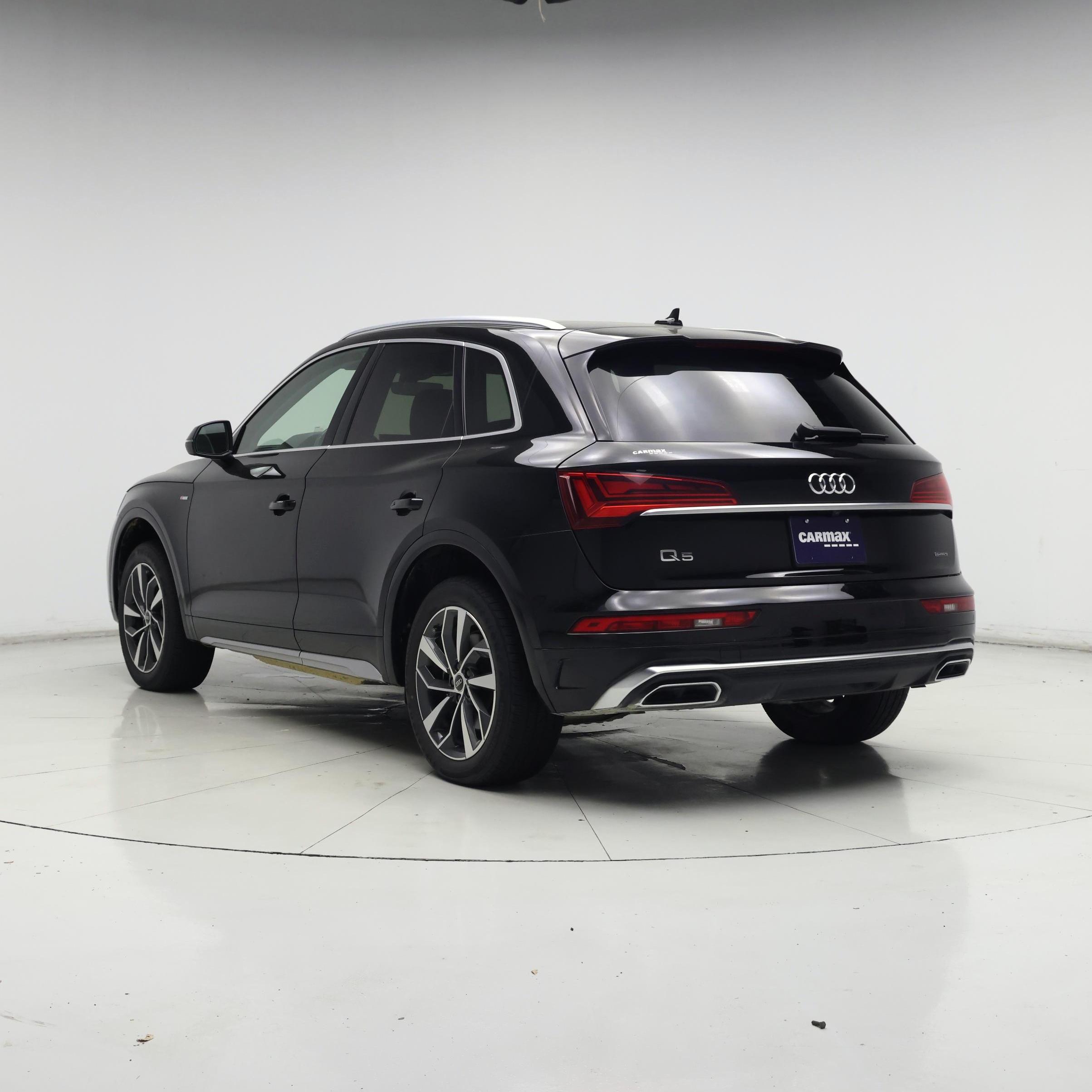 Thumbnail: 2023 Audi Q5 - 2