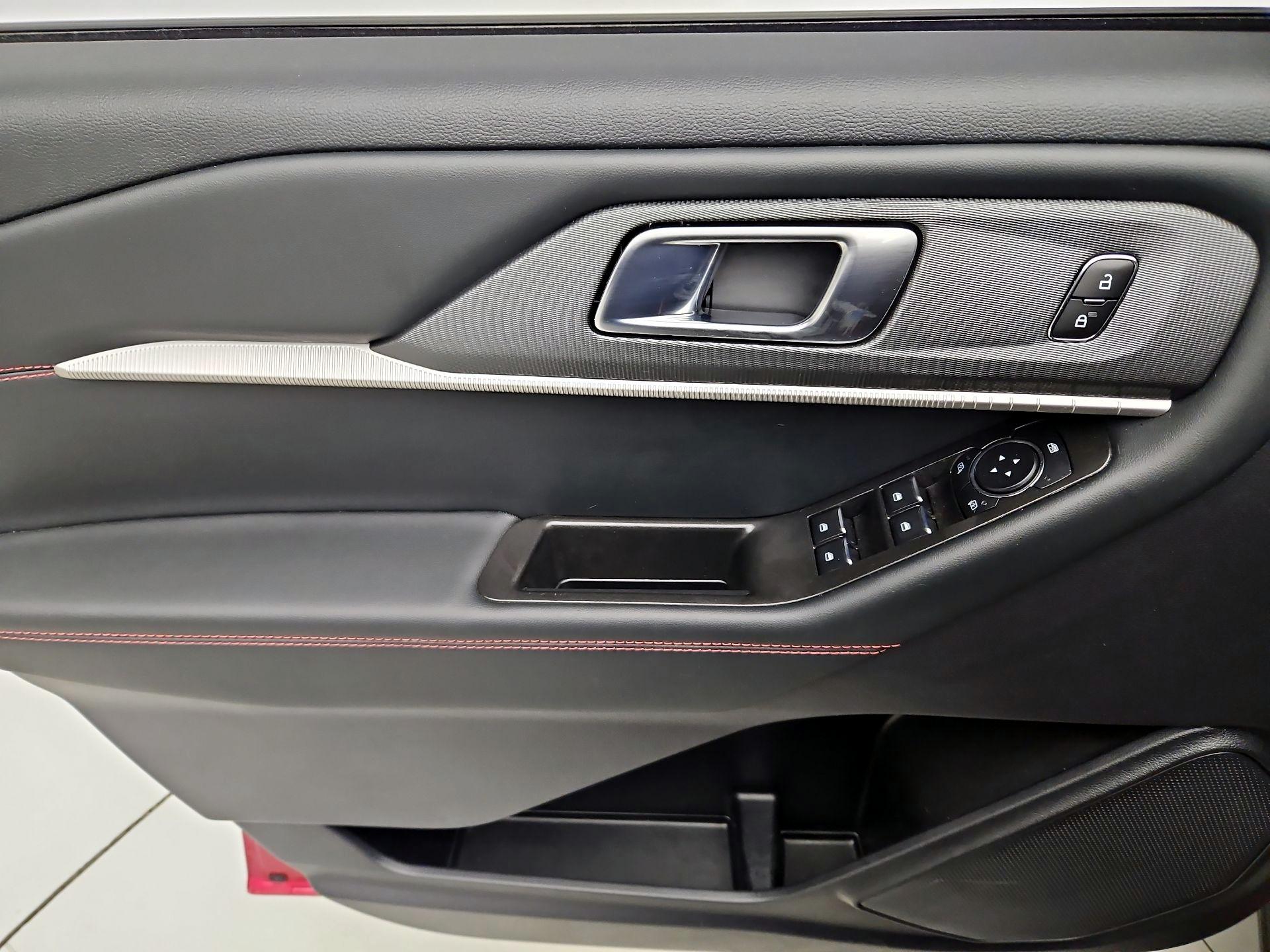 Thumbnail: 2025 Ford Explorer - 12