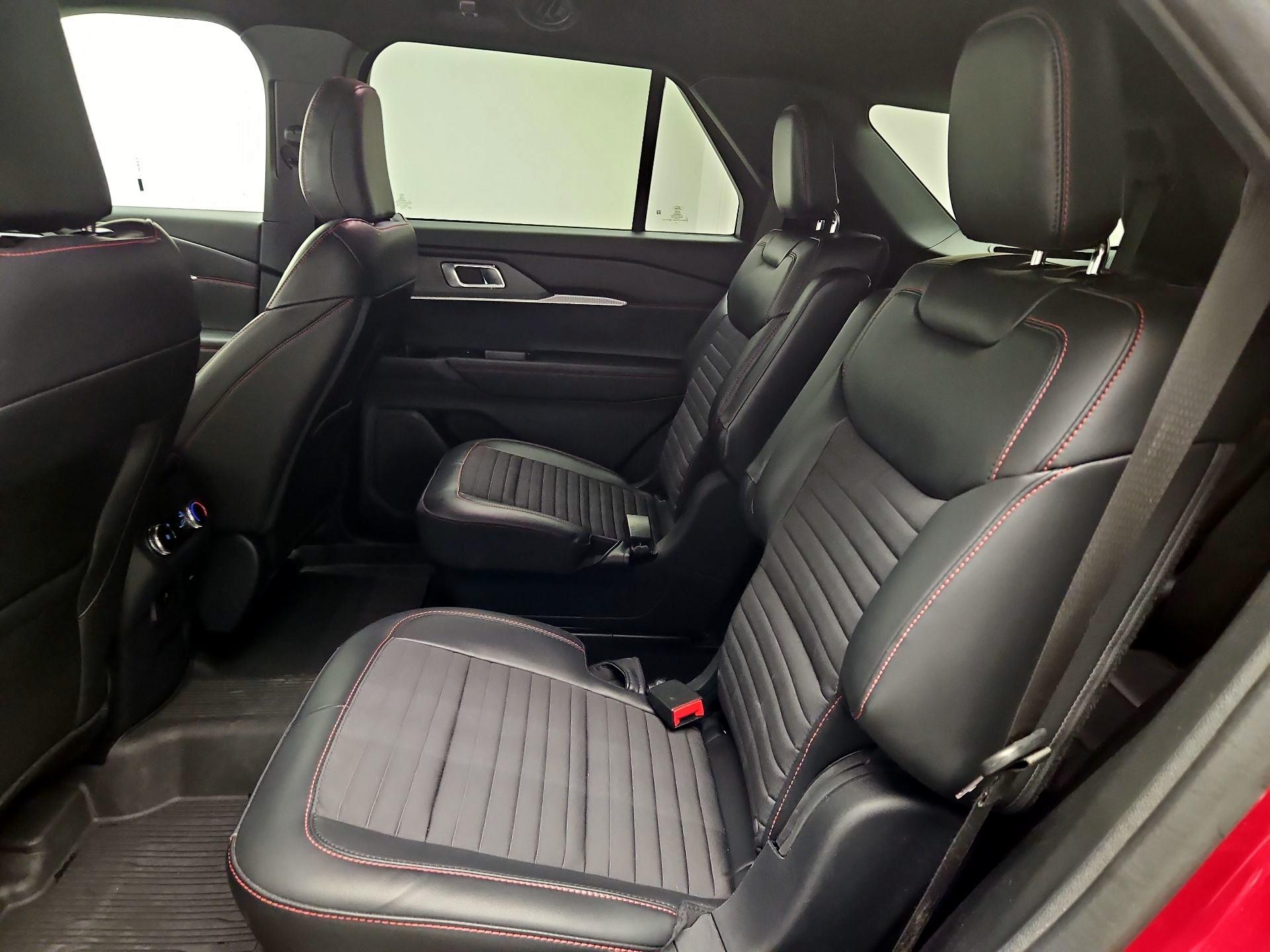 Thumbnail: 2025 Ford Explorer - 18