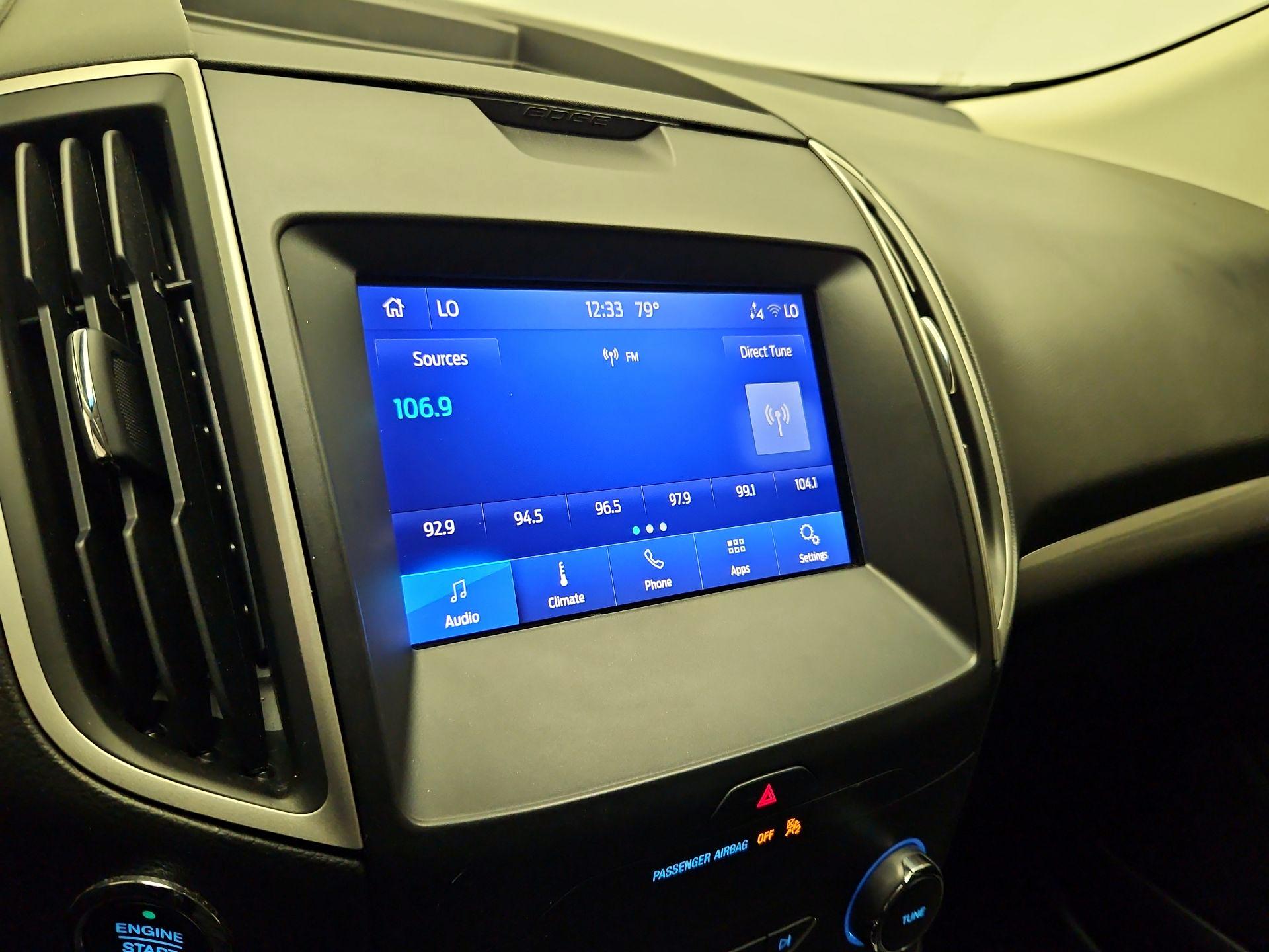 Thumbnail: 2020 Ford Edge - 15