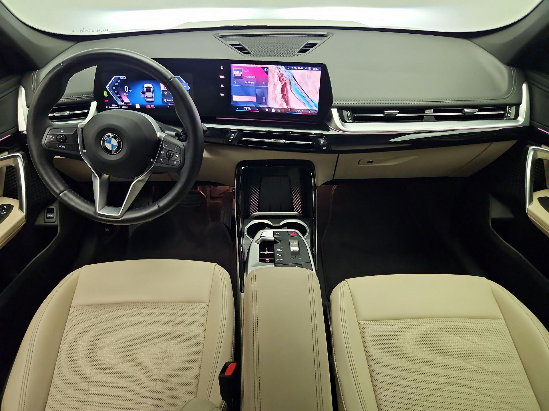 Thumbnail: 2025 BMW X1 - 9