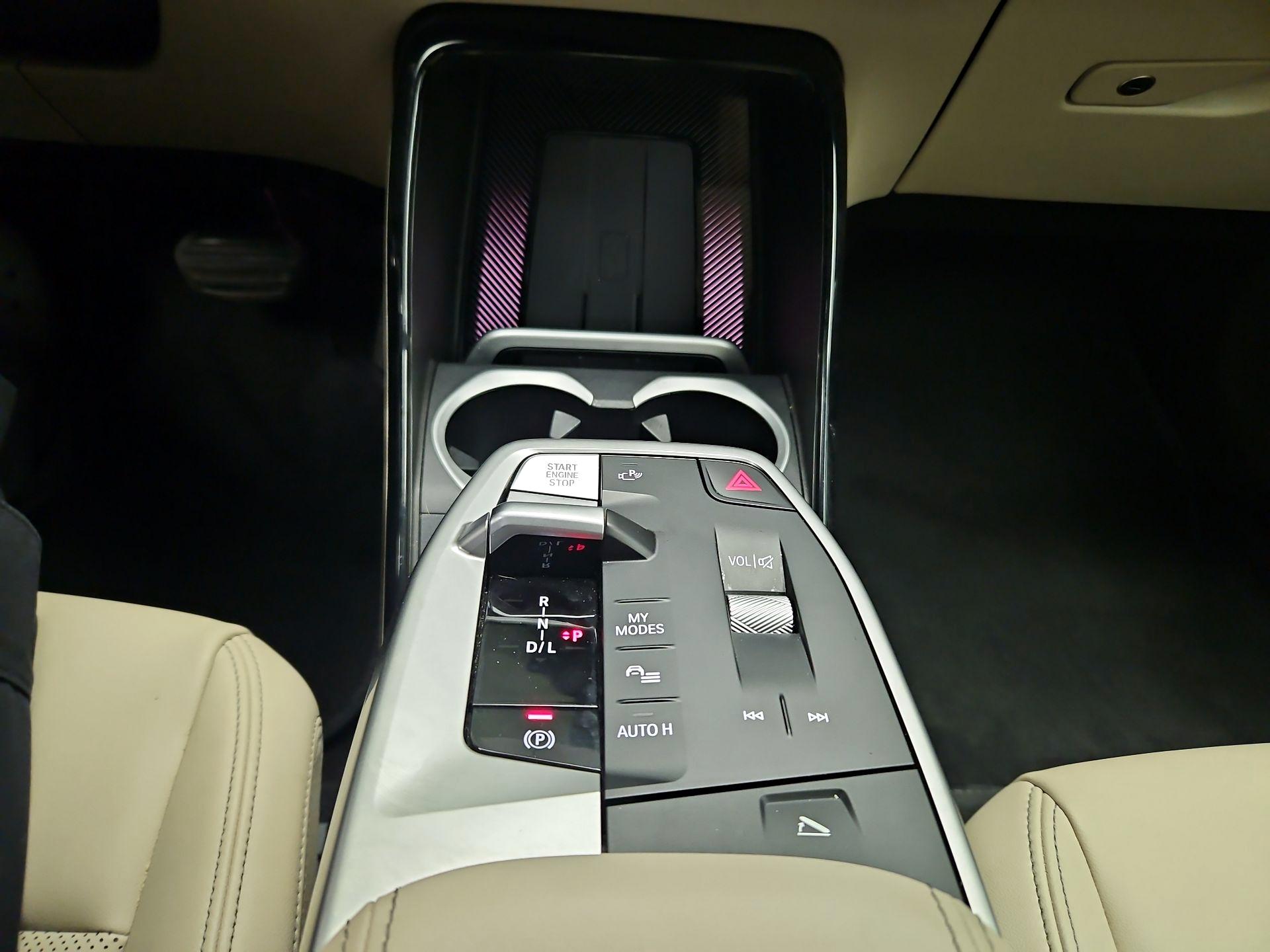 Thumbnail: 2025 BMW X1 - 16