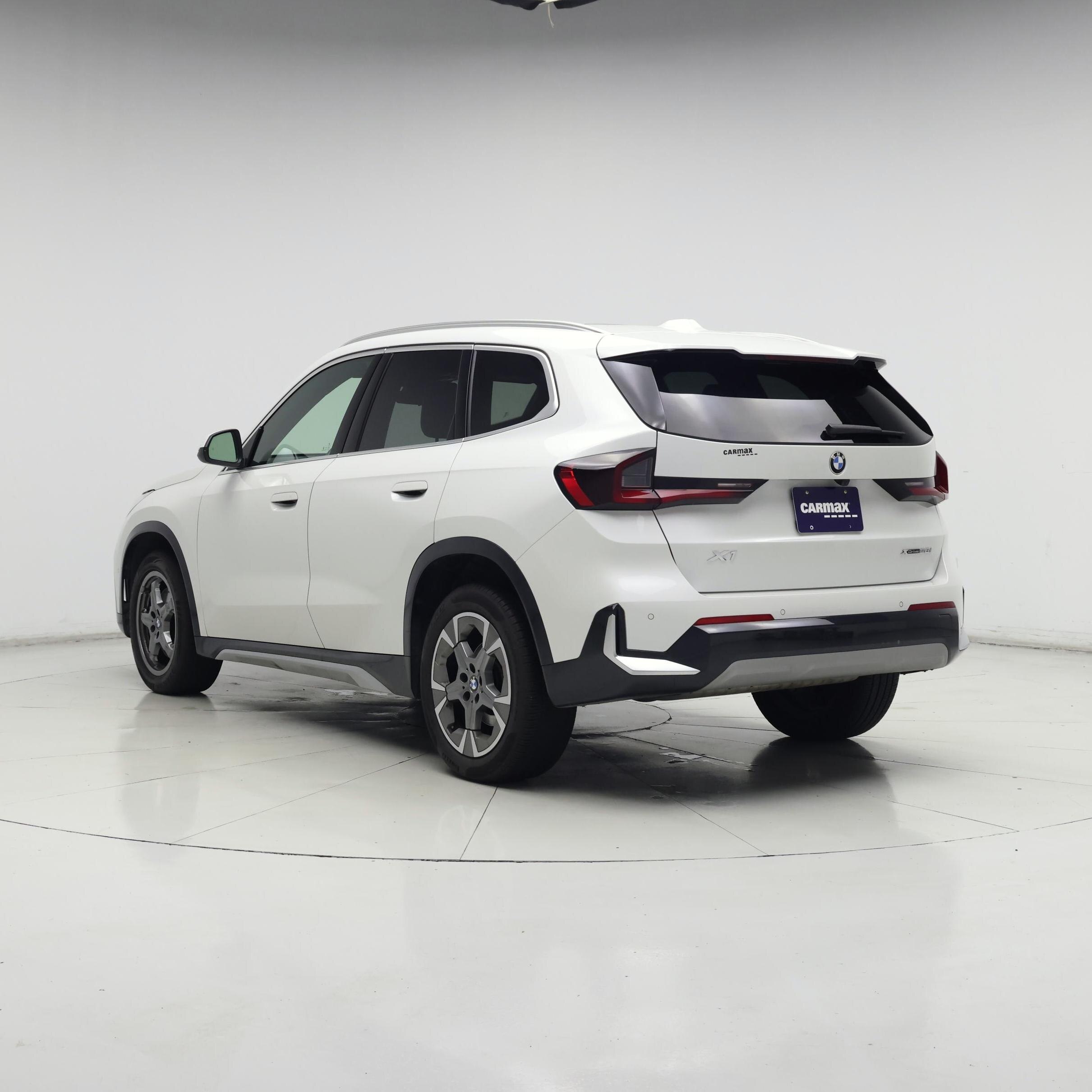 Thumbnail: 2025 BMW X1 - 2