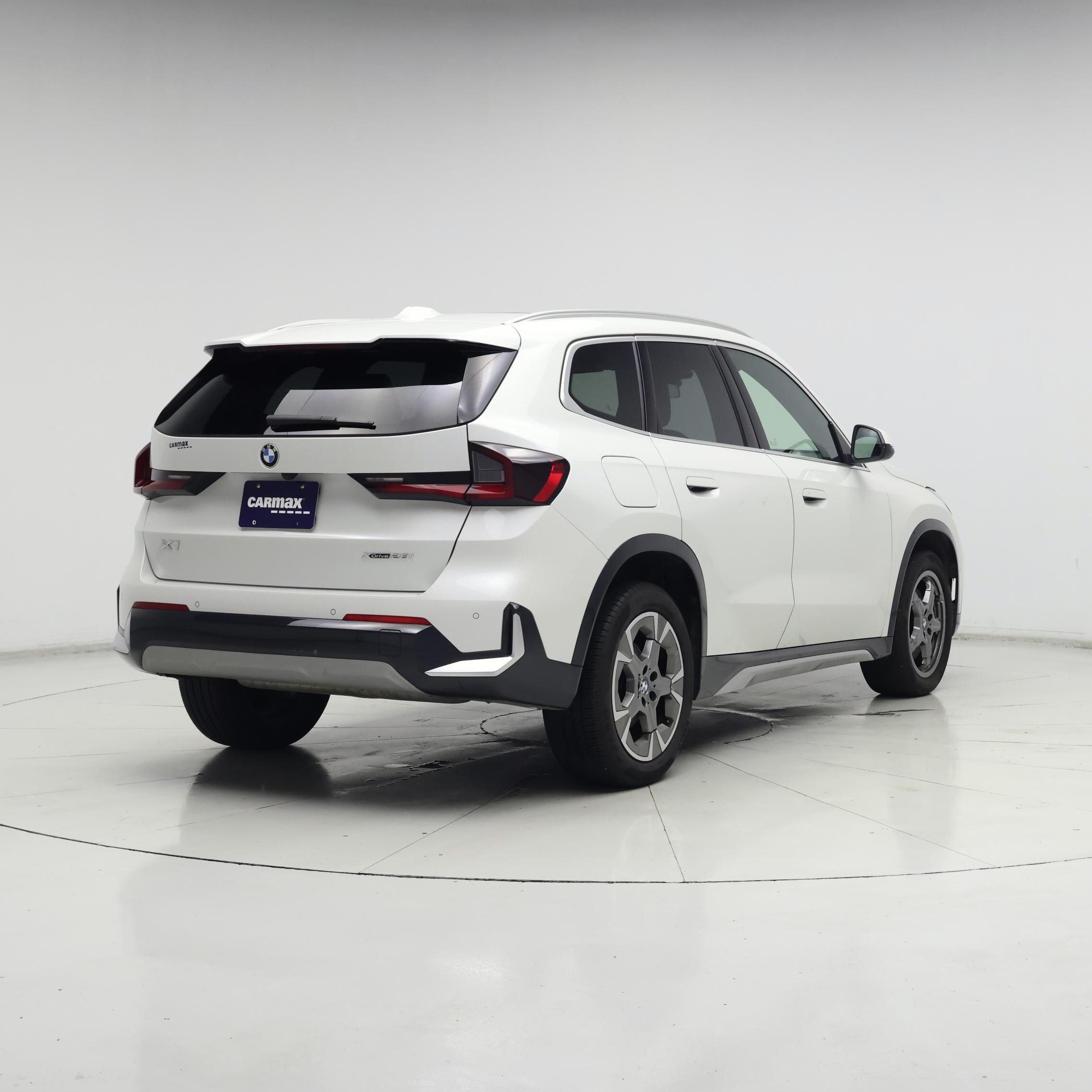 Thumbnail: 2025 BMW X1 - 8