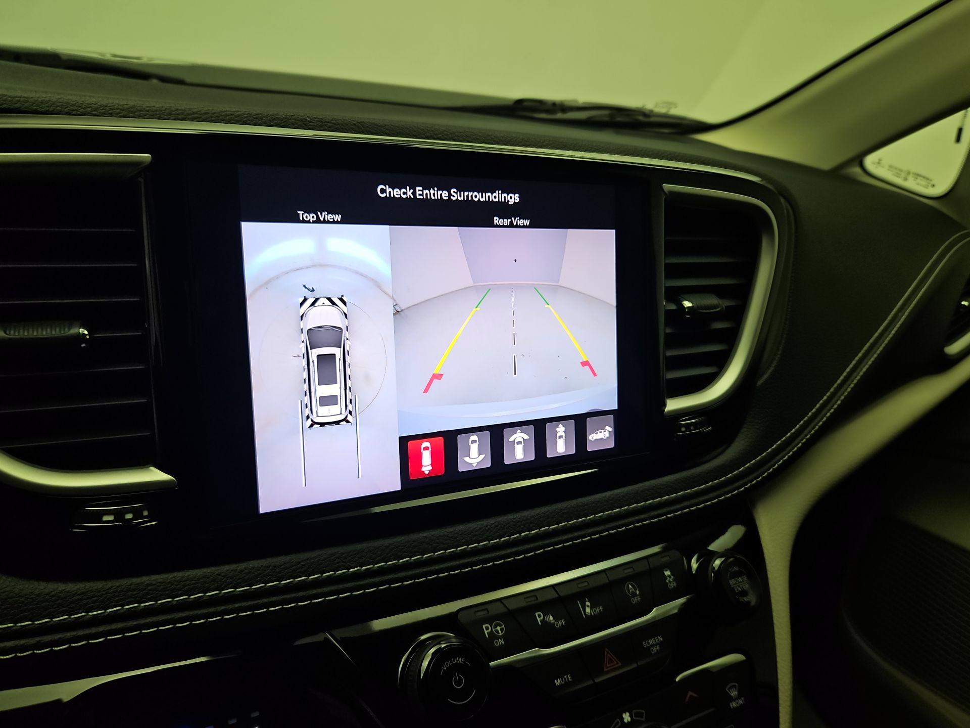 Thumbnail: 2022 Chrysler Pacifica - 14