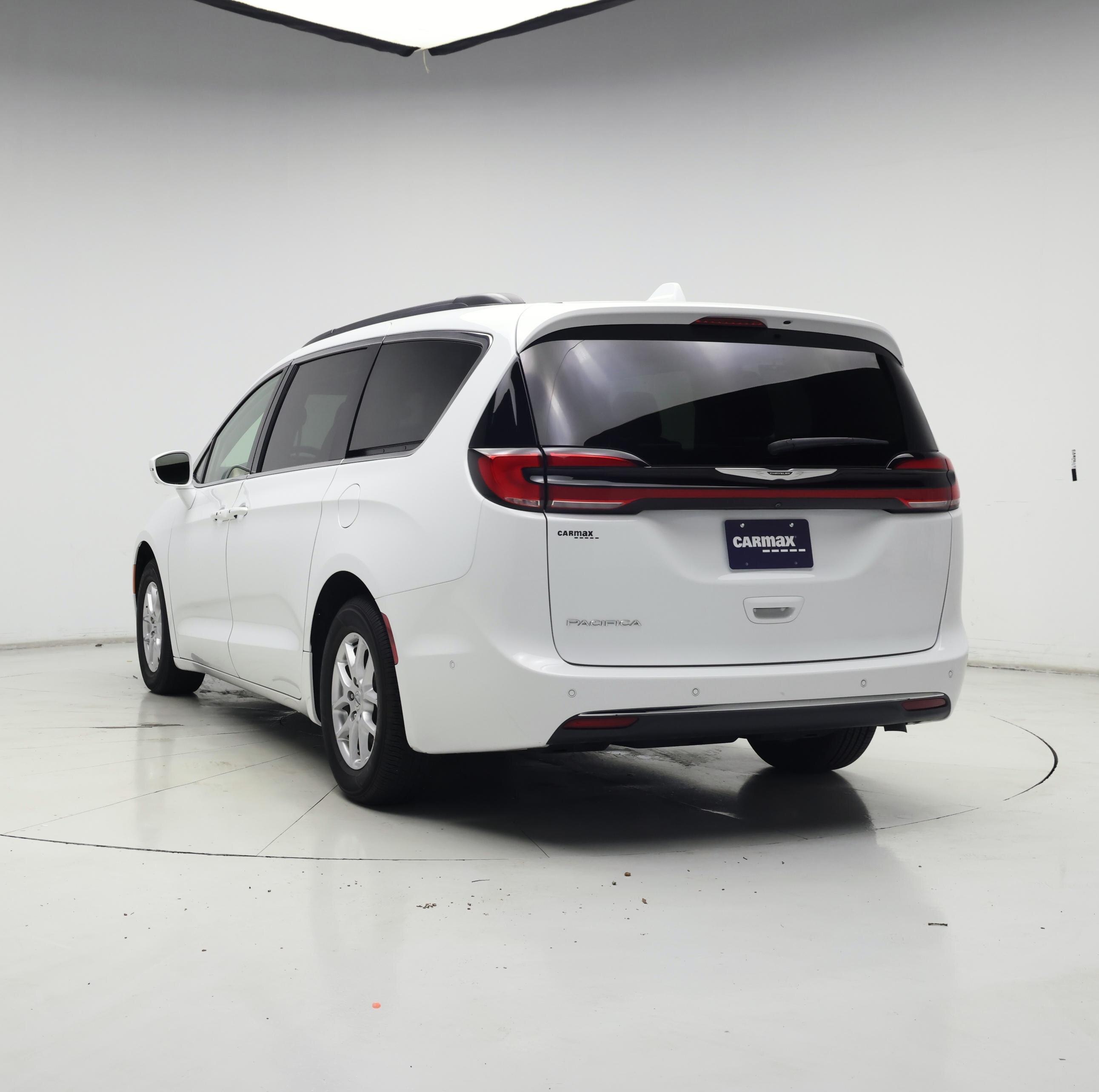 Thumbnail: 2022 Chrysler Pacifica - 2