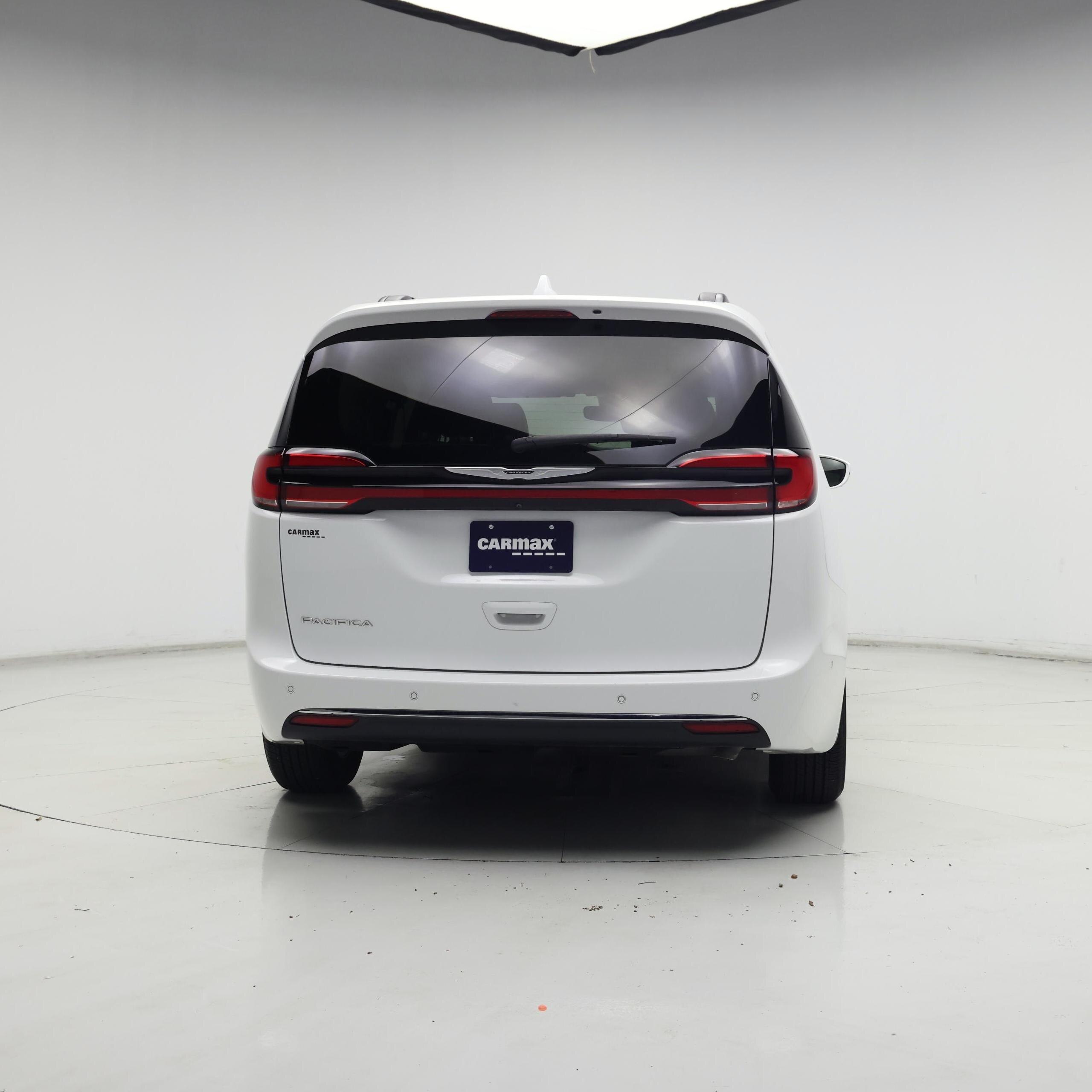 Thumbnail: 2022 Chrysler Pacifica - 6