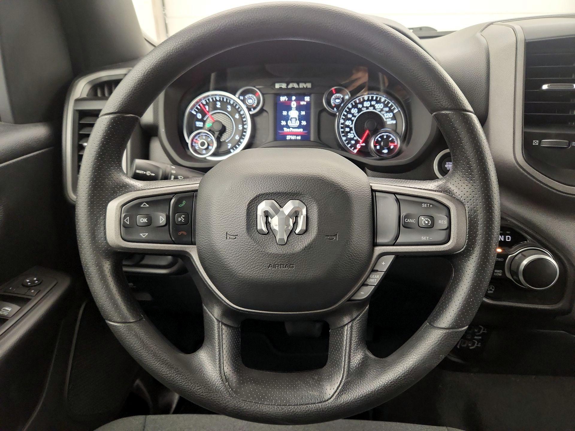 Thumbnail: 2023 RAM 1500 - 10