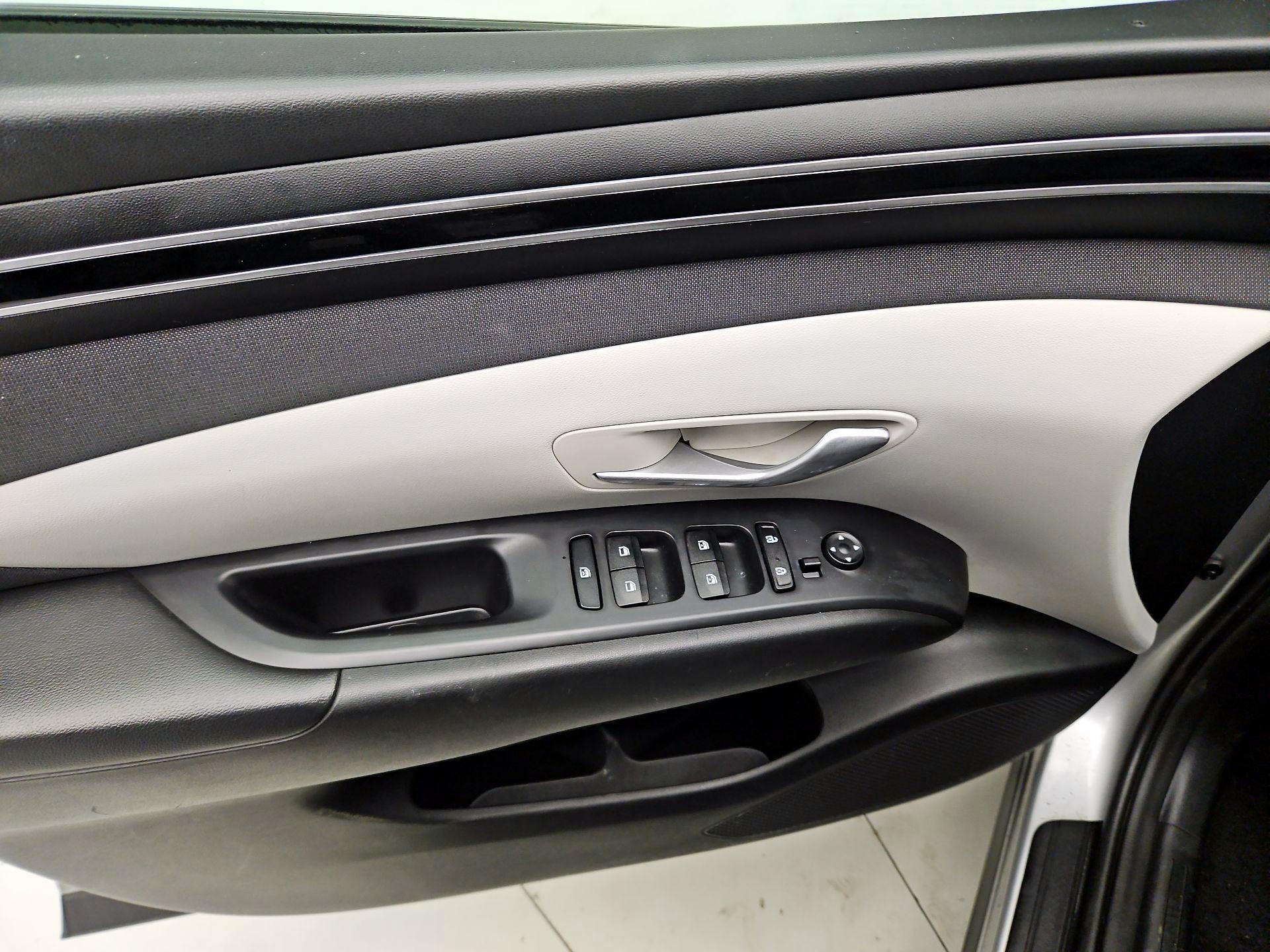 Thumbnail: 2023 Hyundai Tucson - 12