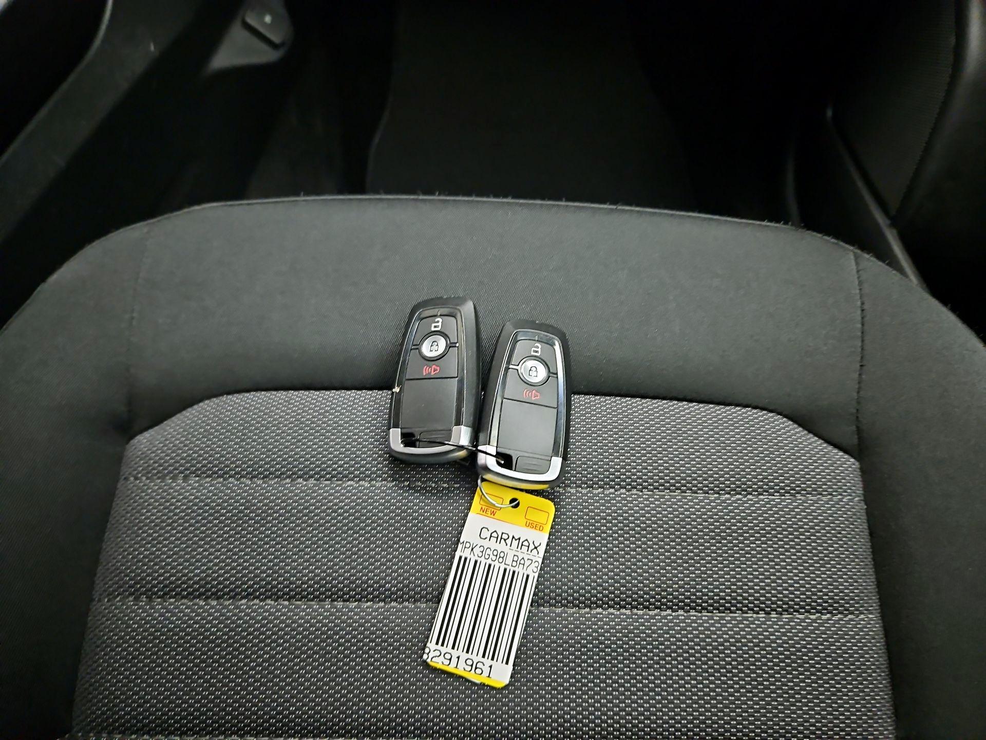 Thumbnail: 2020 Ford Edge - 20