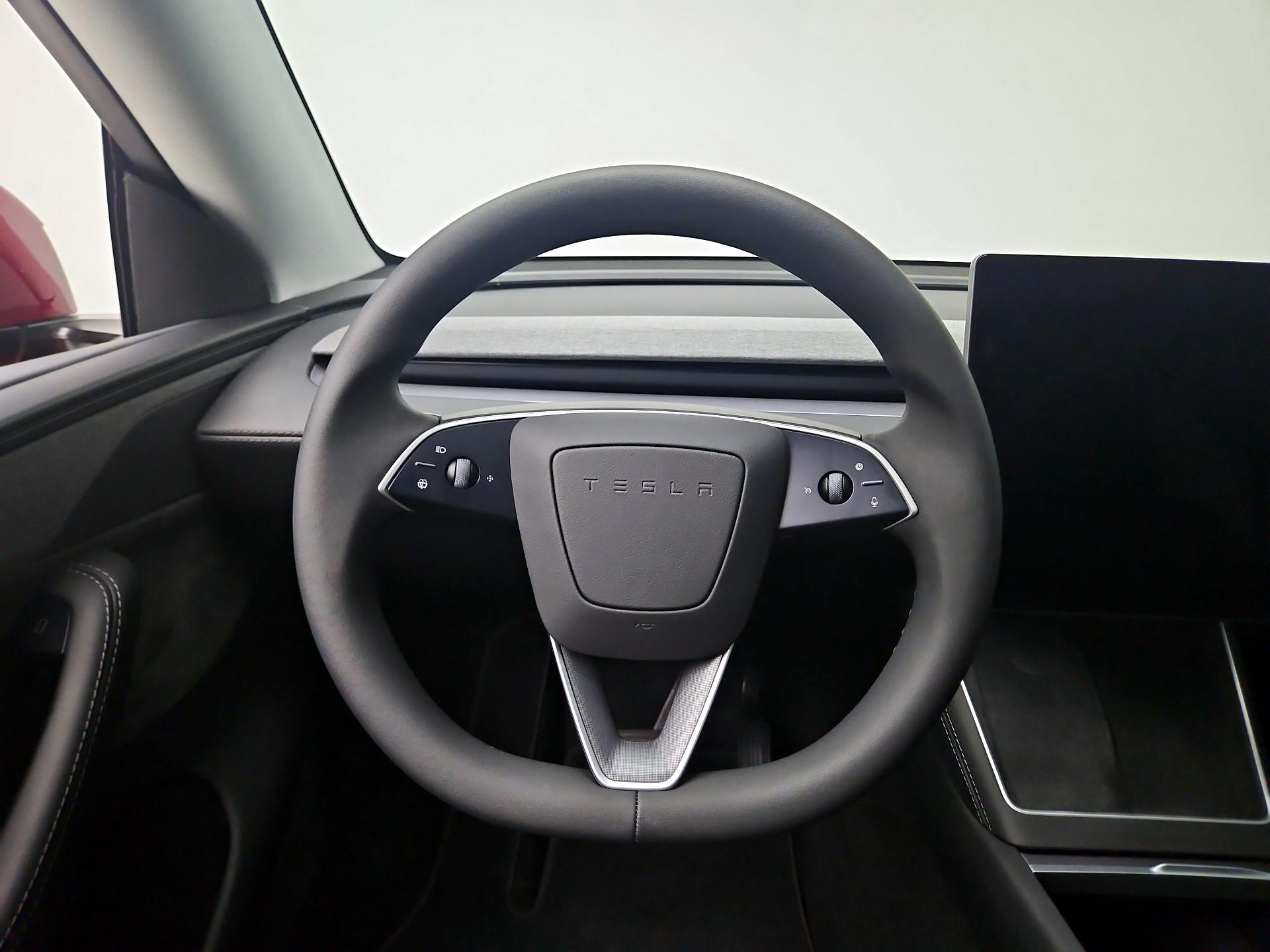 Thumbnail: 2026 Tesla Model Y - 10