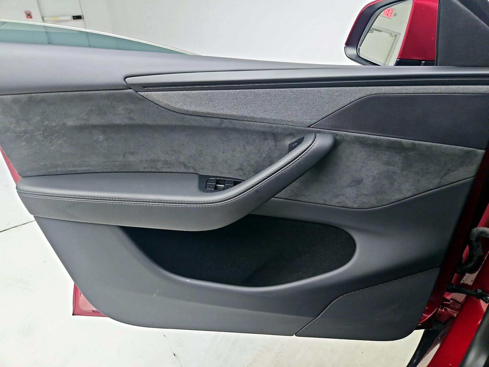 Thumbnail: 2026 Tesla Model Y - 12