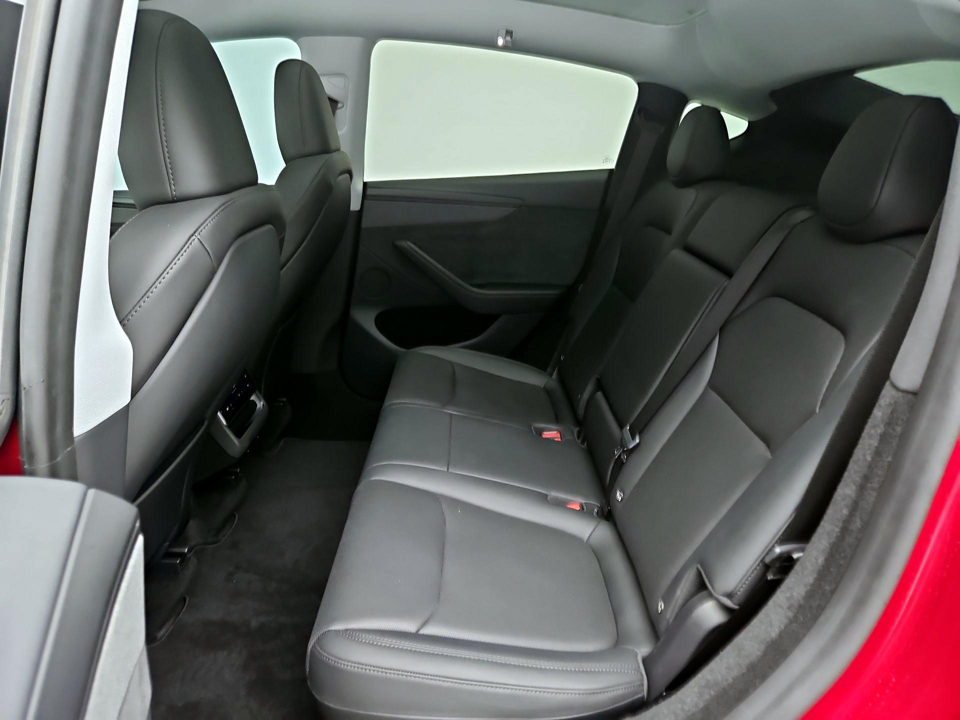 Thumbnail: 2026 Tesla Model Y - 19