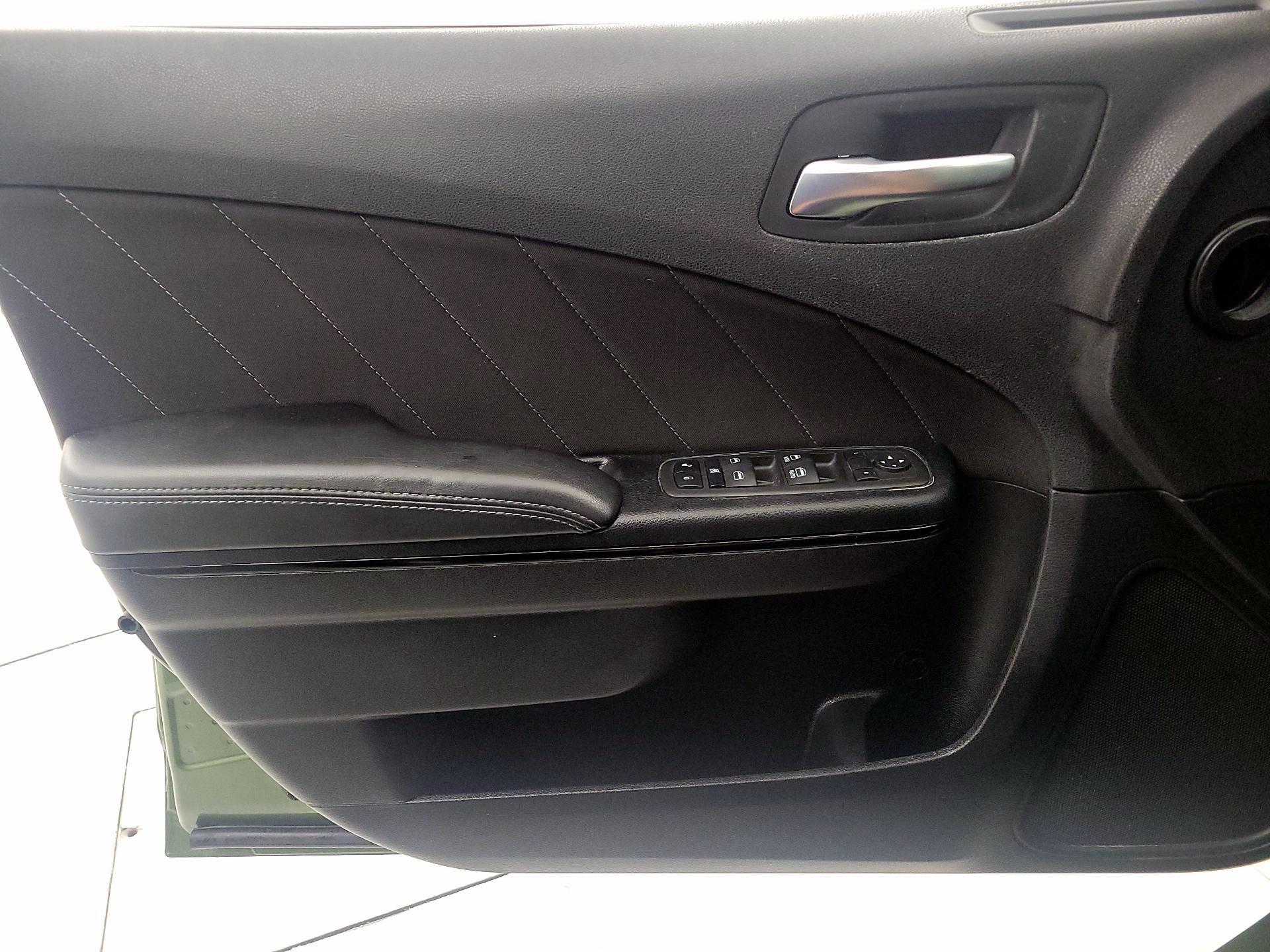 Thumbnail: 2022 Dodge Charger - 12