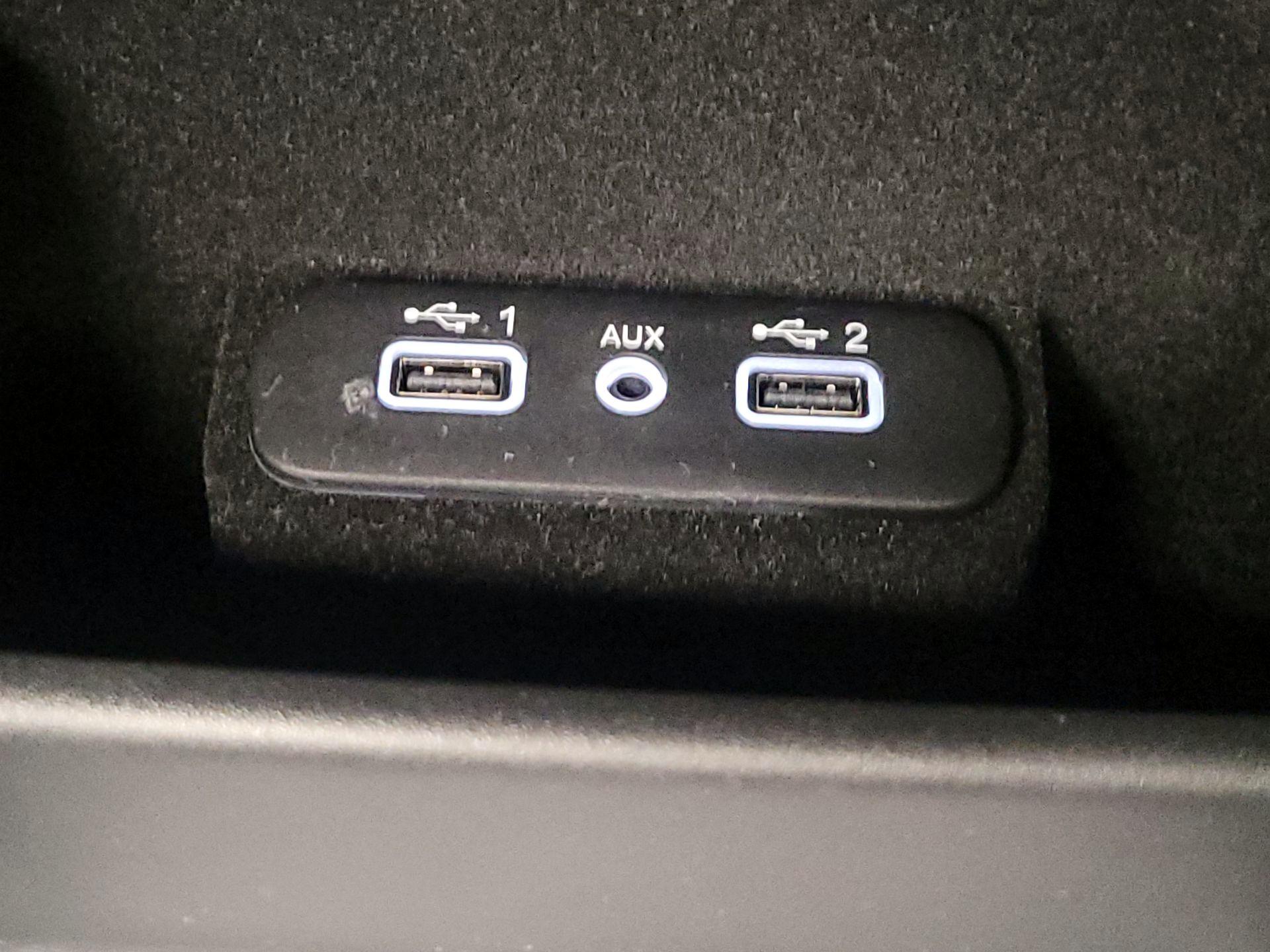 Thumbnail: 2022 Dodge Charger - 18