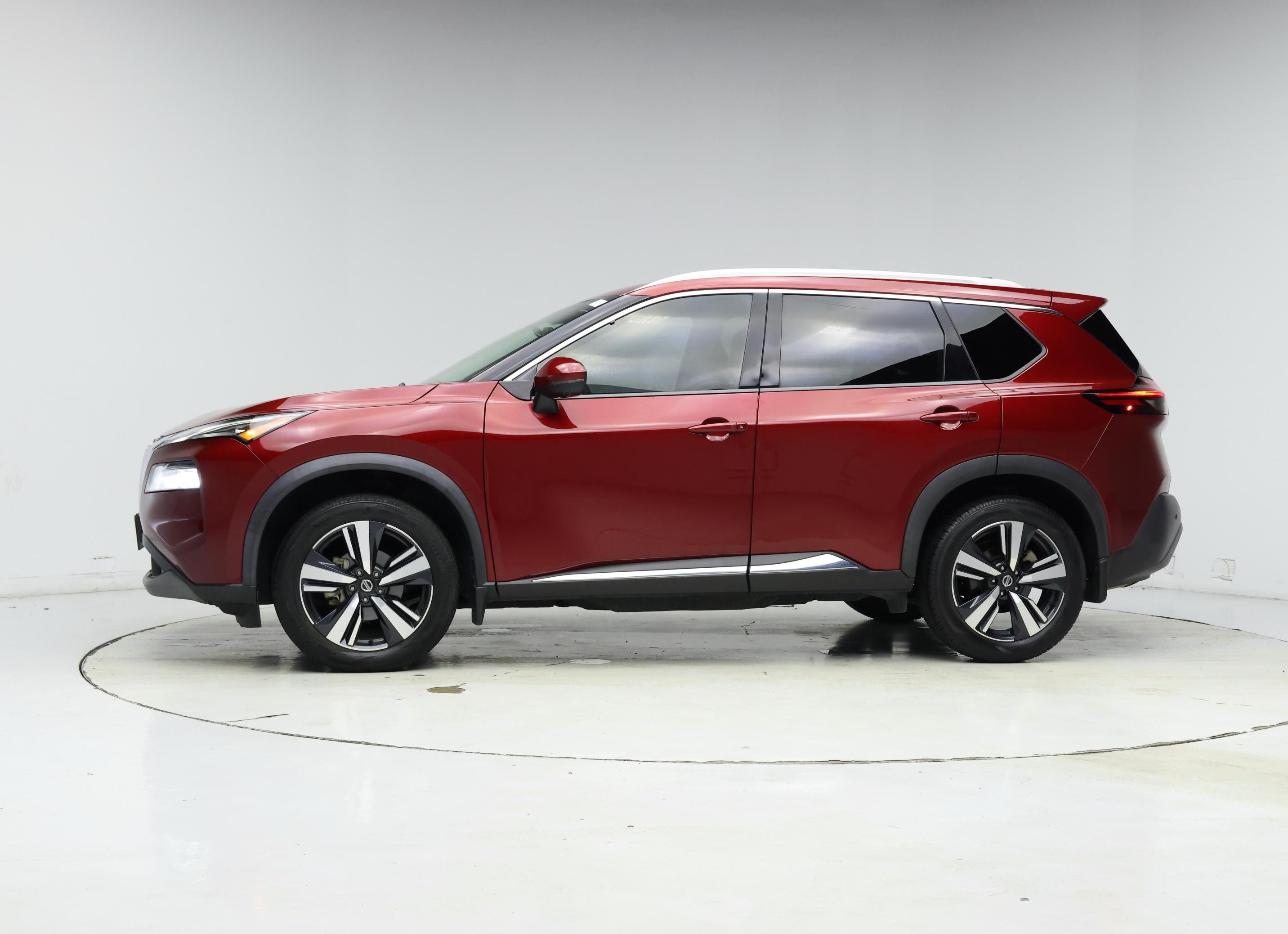 Thumbnail: 2021 Nissan Rogue - 3