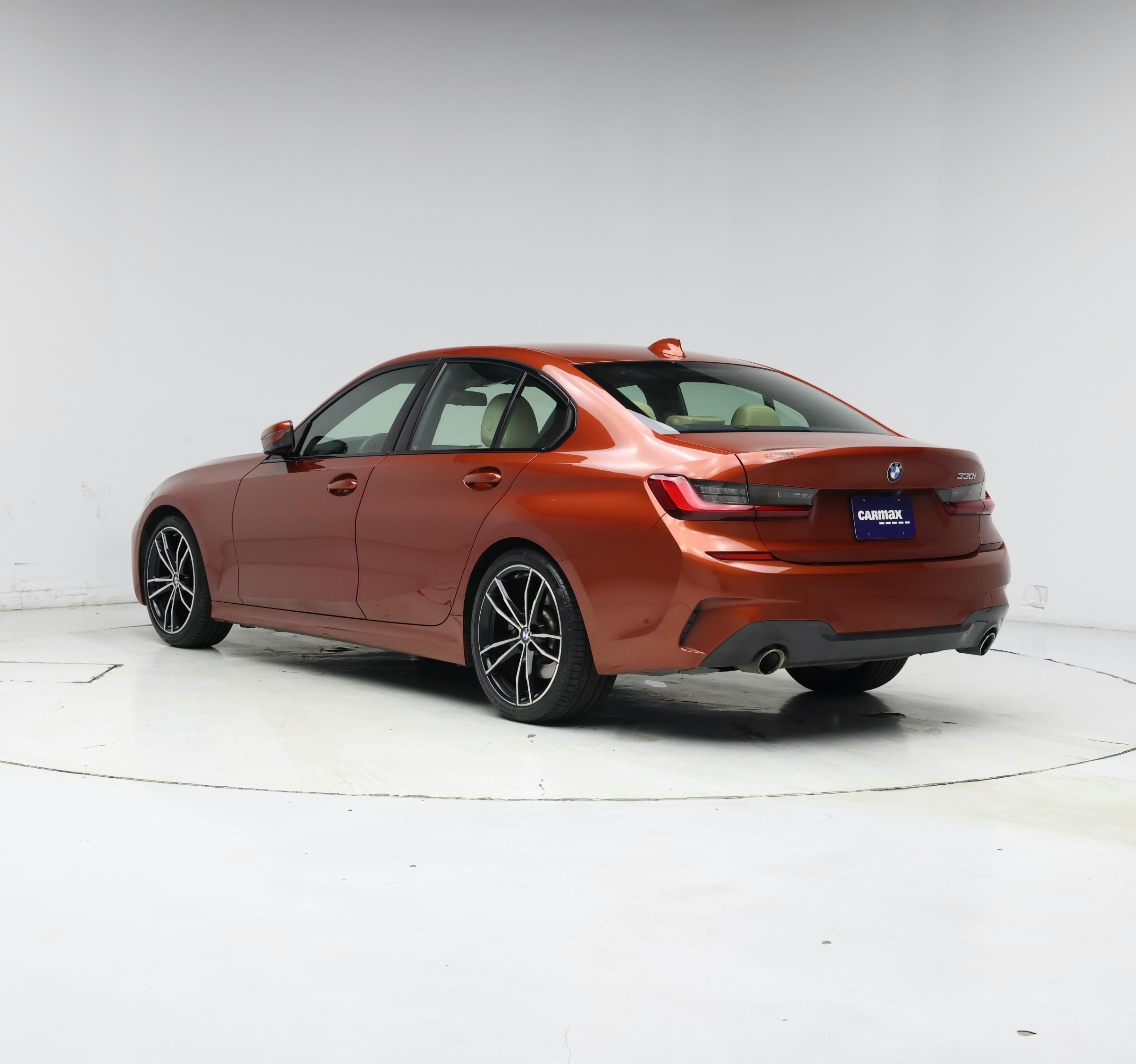 Thumbnail: 2021 BMW 3 Series - 2