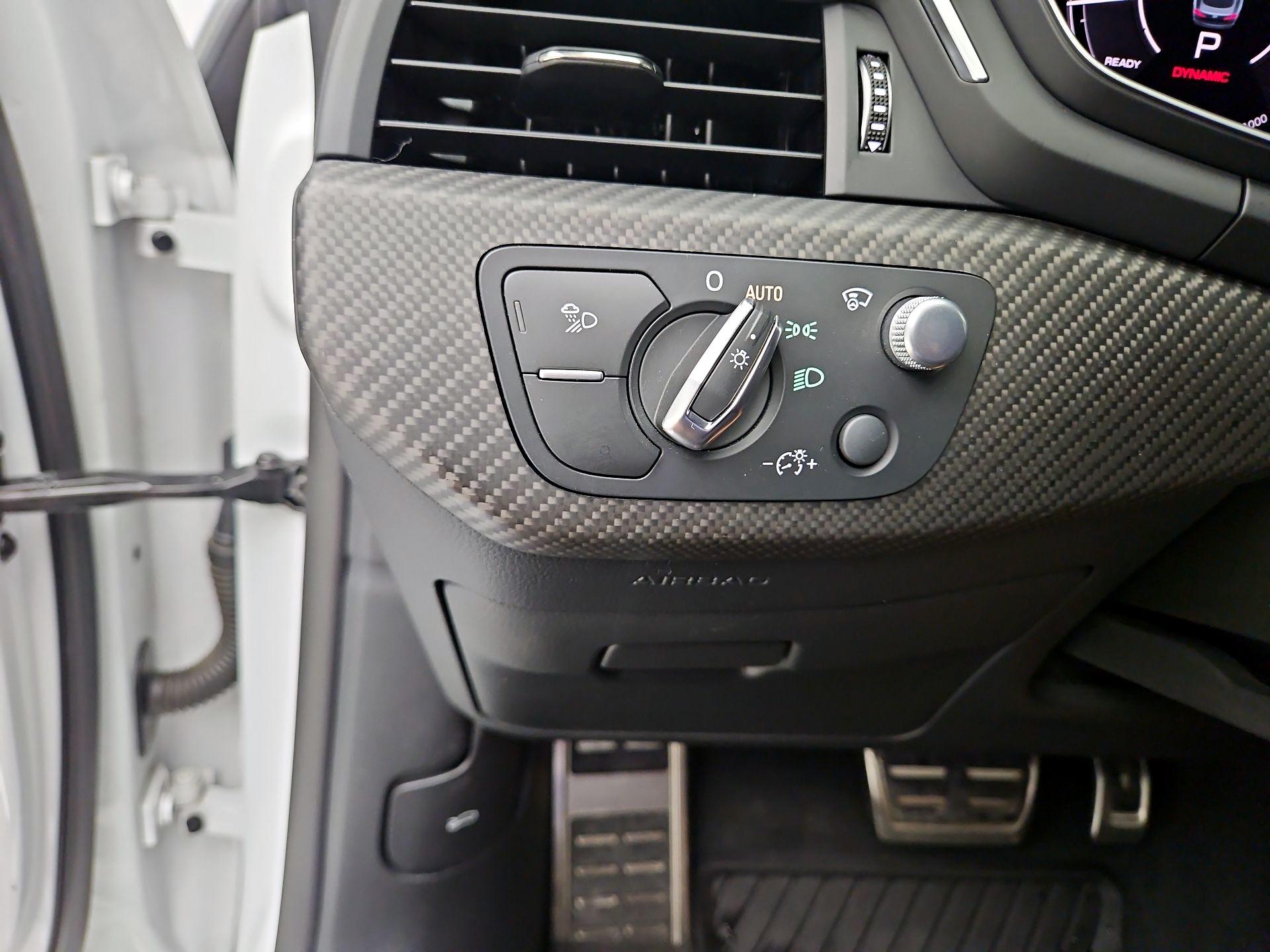 Thumbnail: 2024 Audi RS 5 - 13