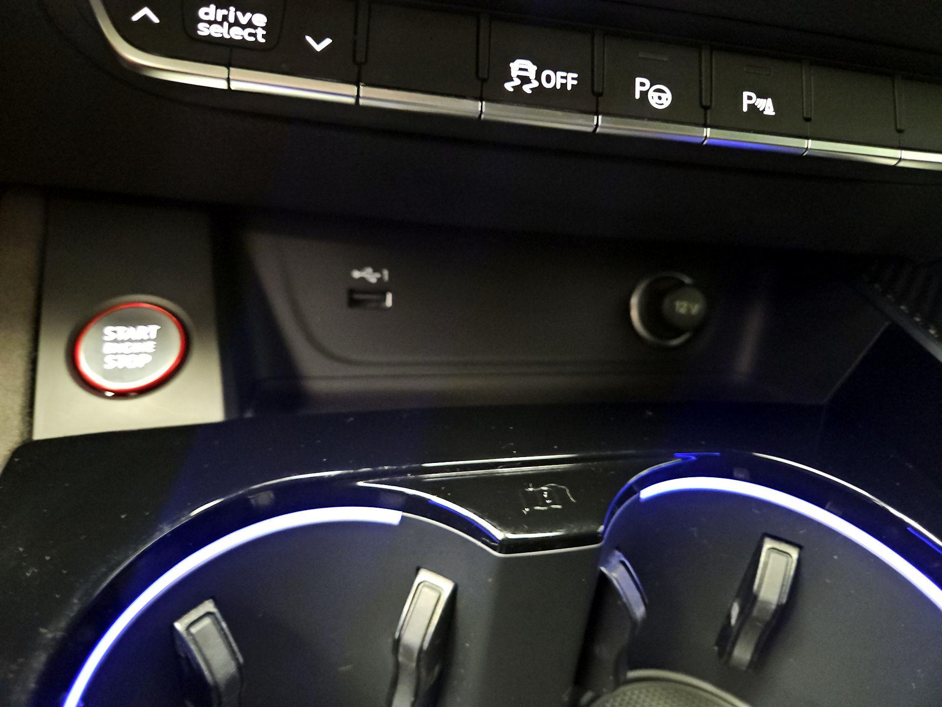 Thumbnail: 2024 Audi RS 5 - 19