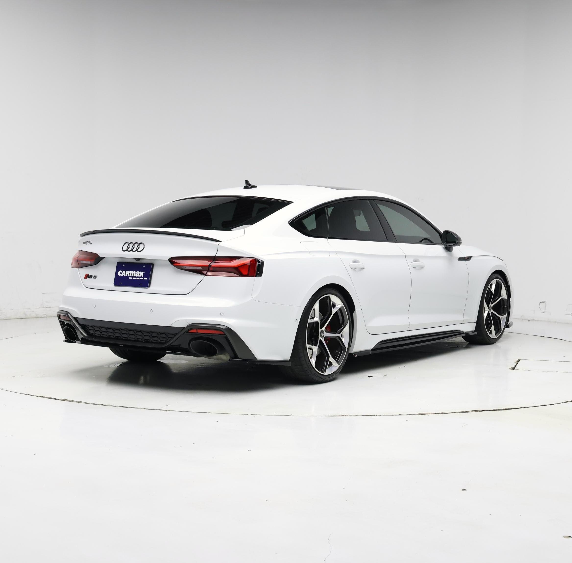 Thumbnail: 2024 Audi RS 5 - 8