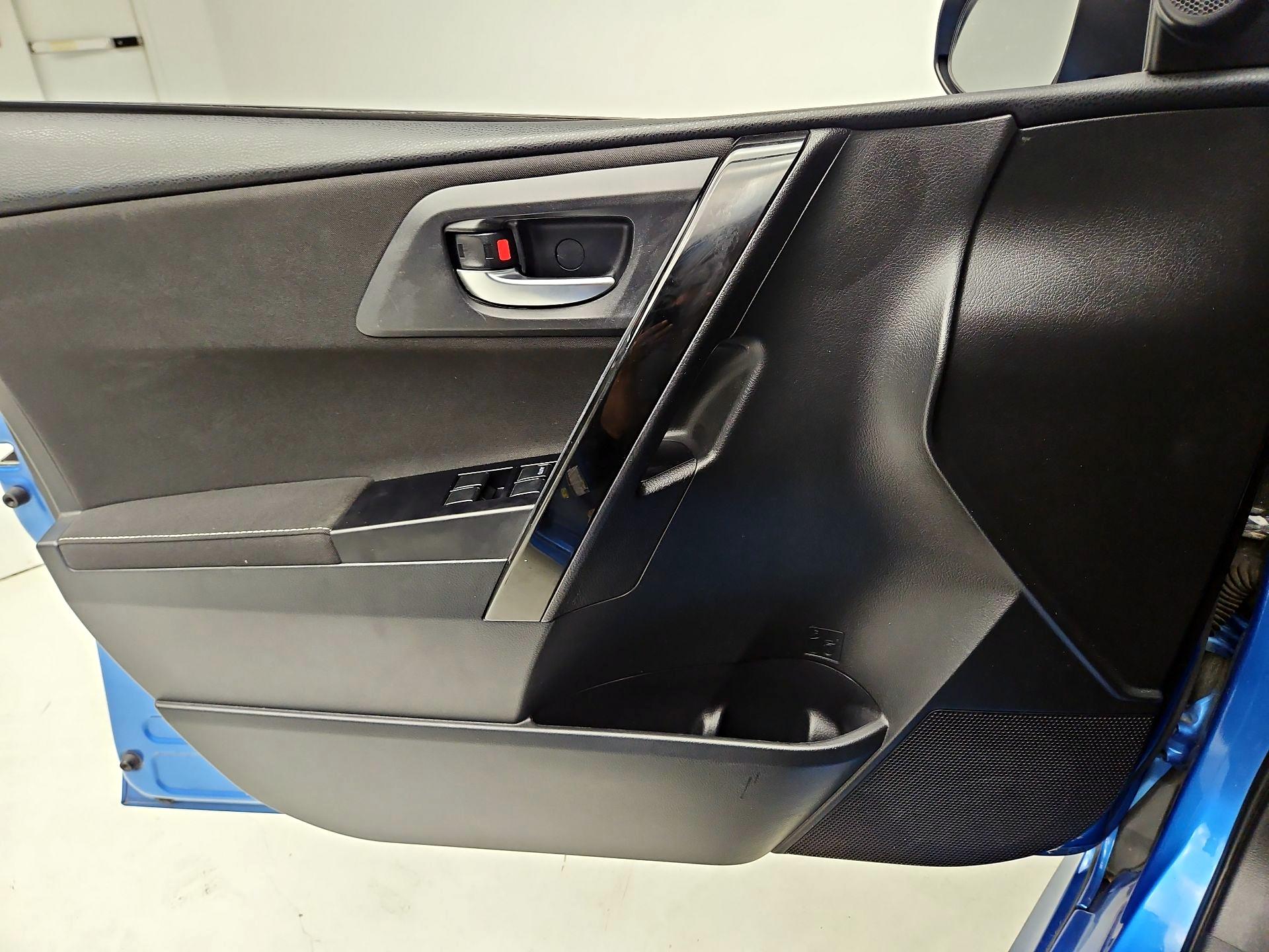 Thumbnail: 2016 Scion iM - 12