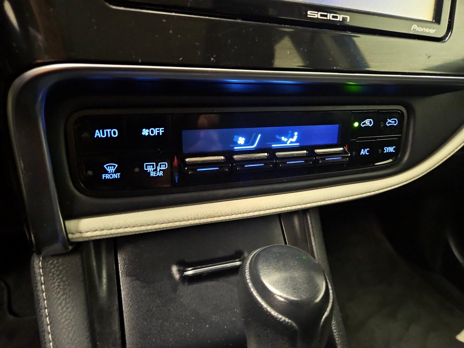 Thumbnail: 2016 Scion iM - 16