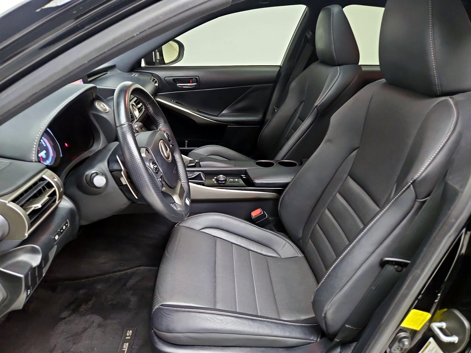 Thumbnail: 2014 Lexus IS - 11