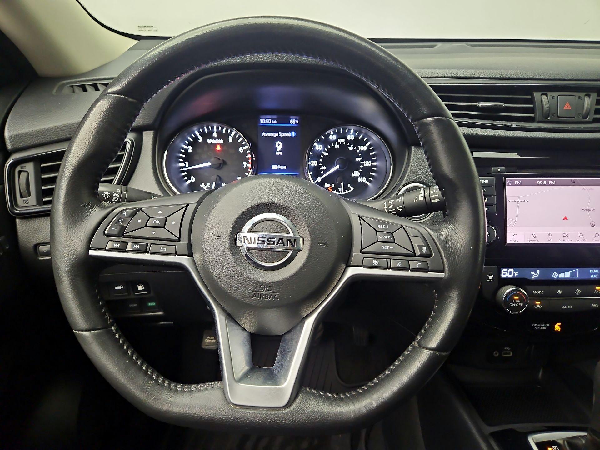 Thumbnail: 2018 Nissan Rogue - 10