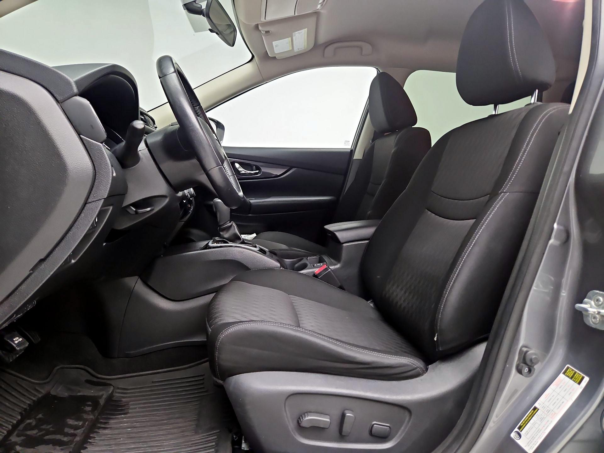 Thumbnail: 2018 Nissan Rogue - 11