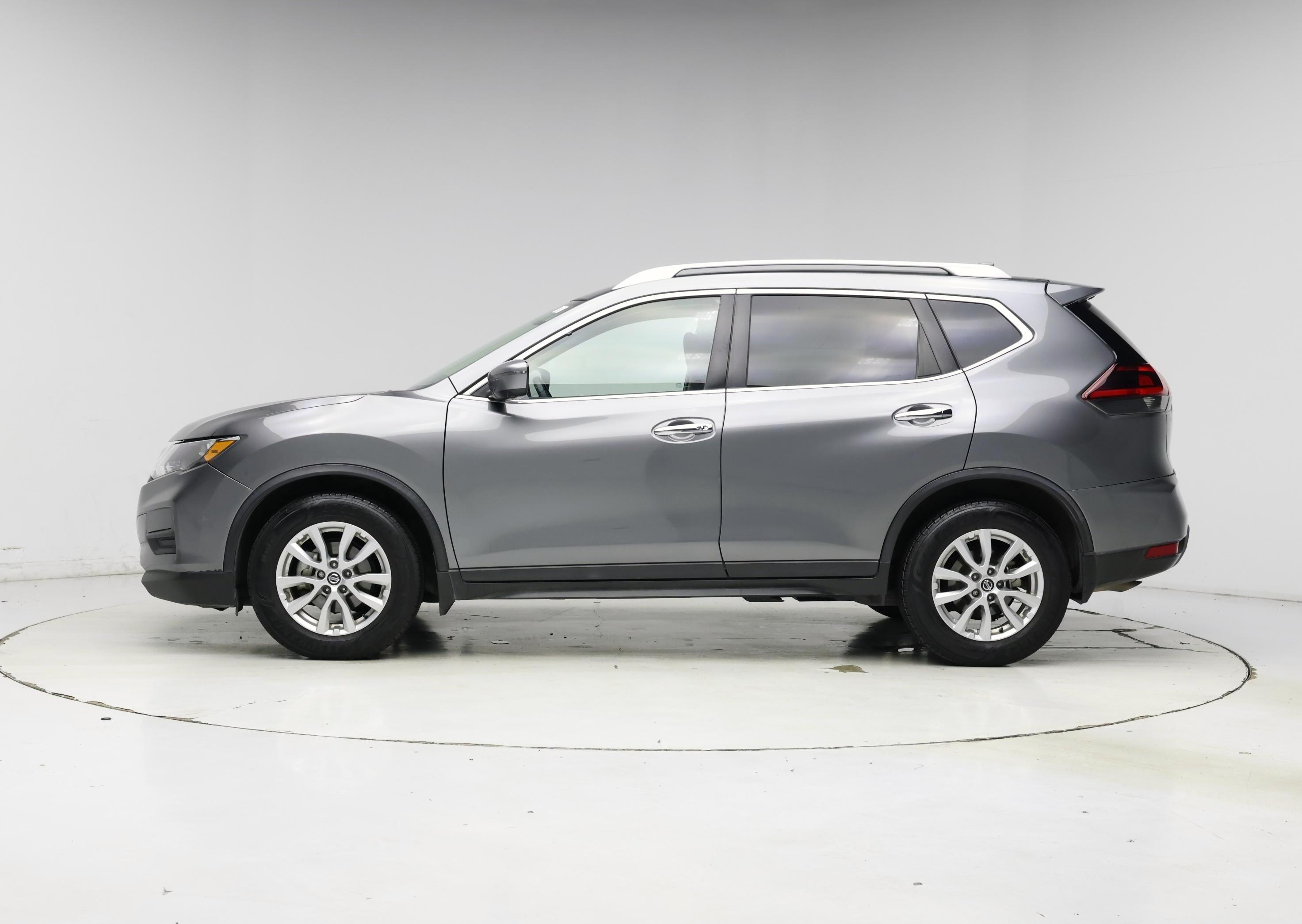 Thumbnail: 2018 Nissan Rogue - 3