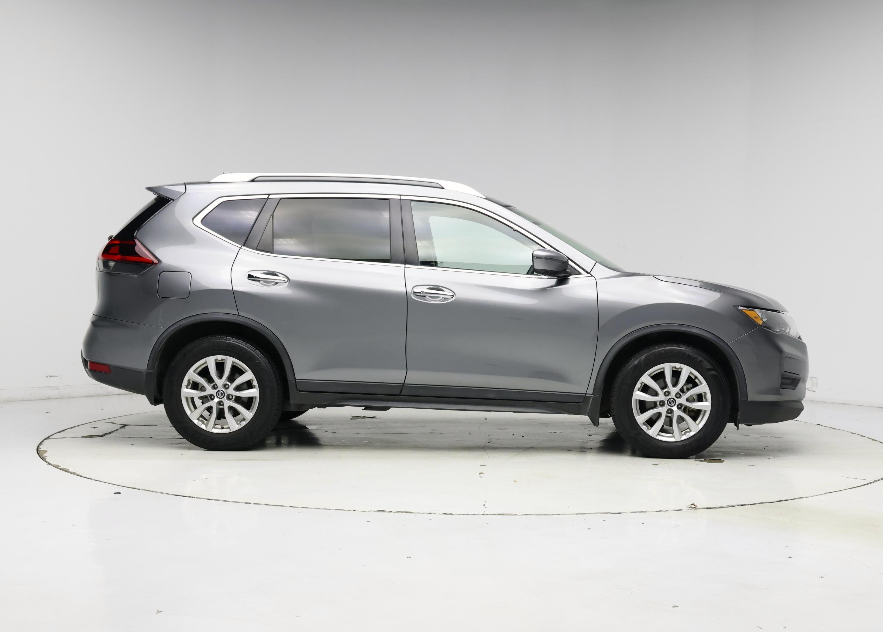 Thumbnail: 2018 Nissan Rogue - 7