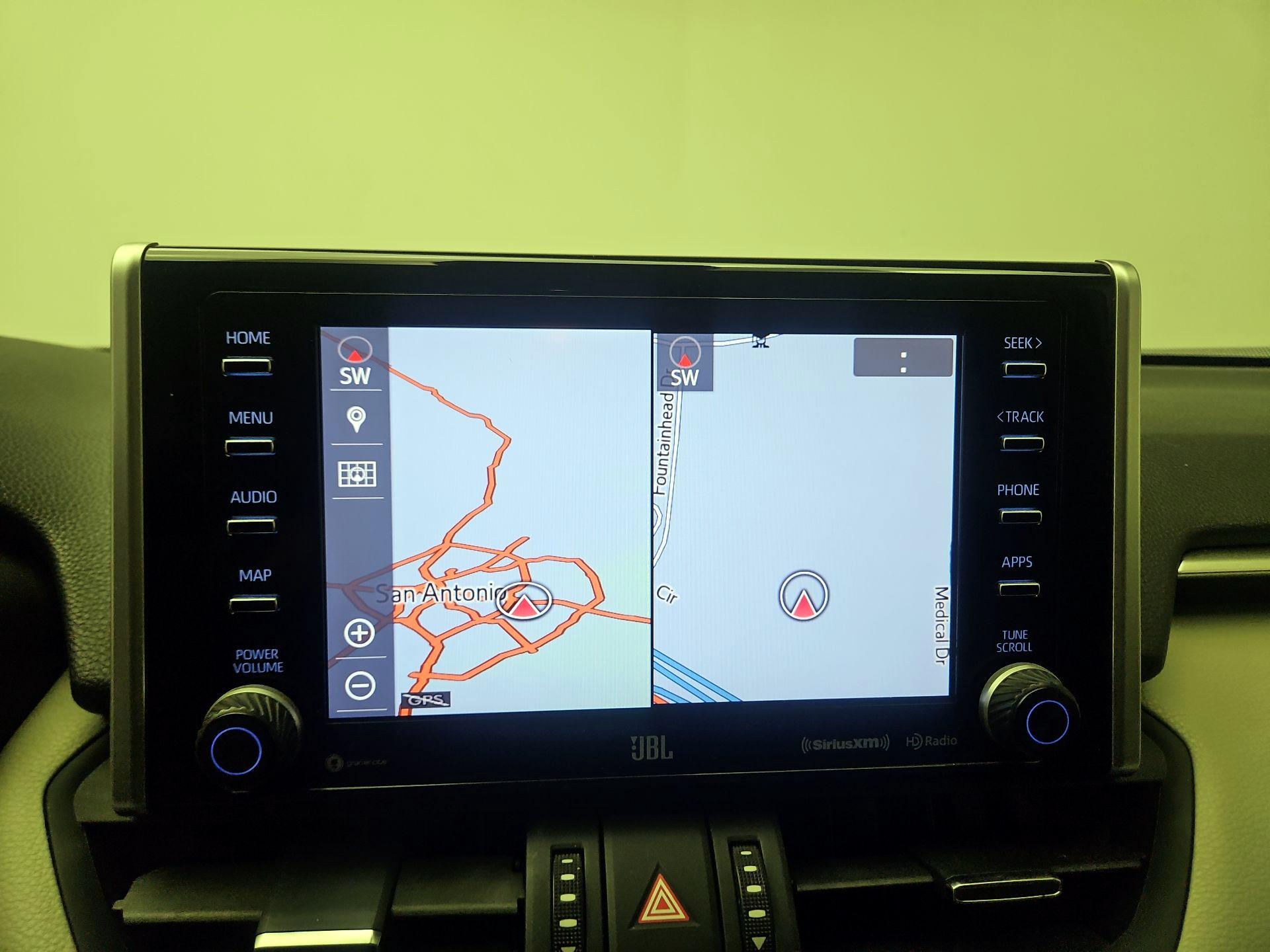 Thumbnail: 2019 Toyota RAV4 - 14