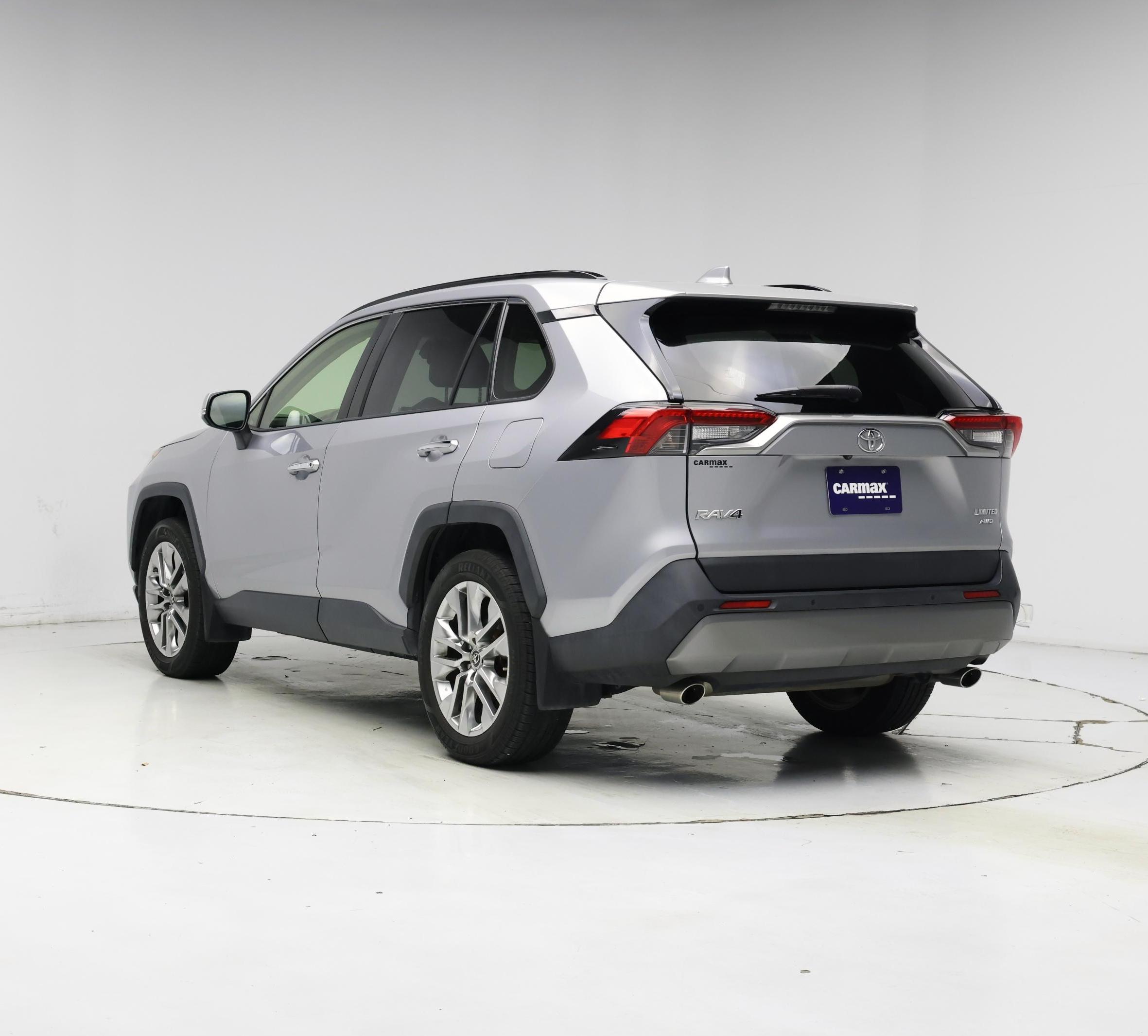Thumbnail: 2019 Toyota RAV4 - 2