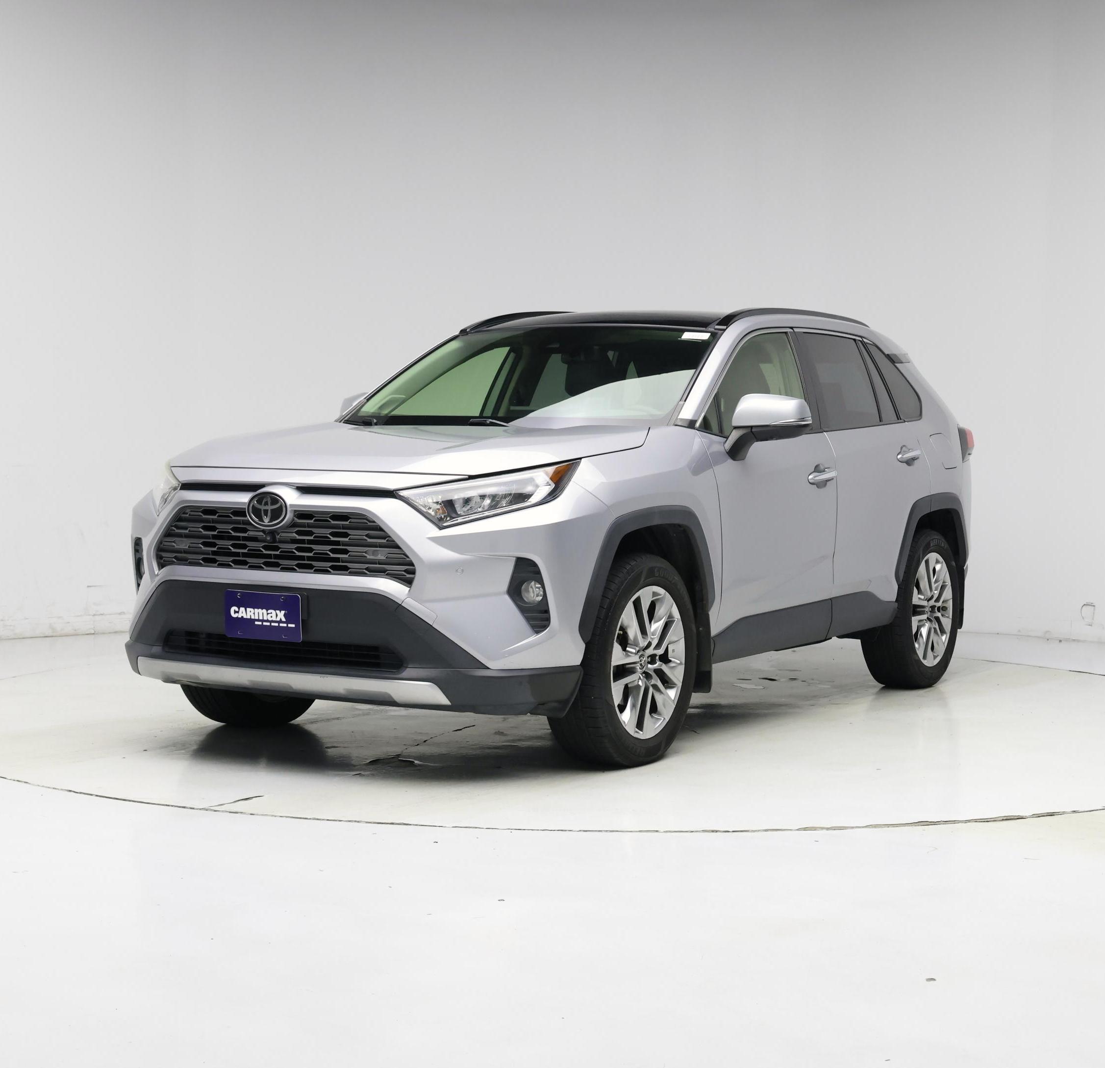 Thumbnail: 2019 Toyota RAV4 - 4