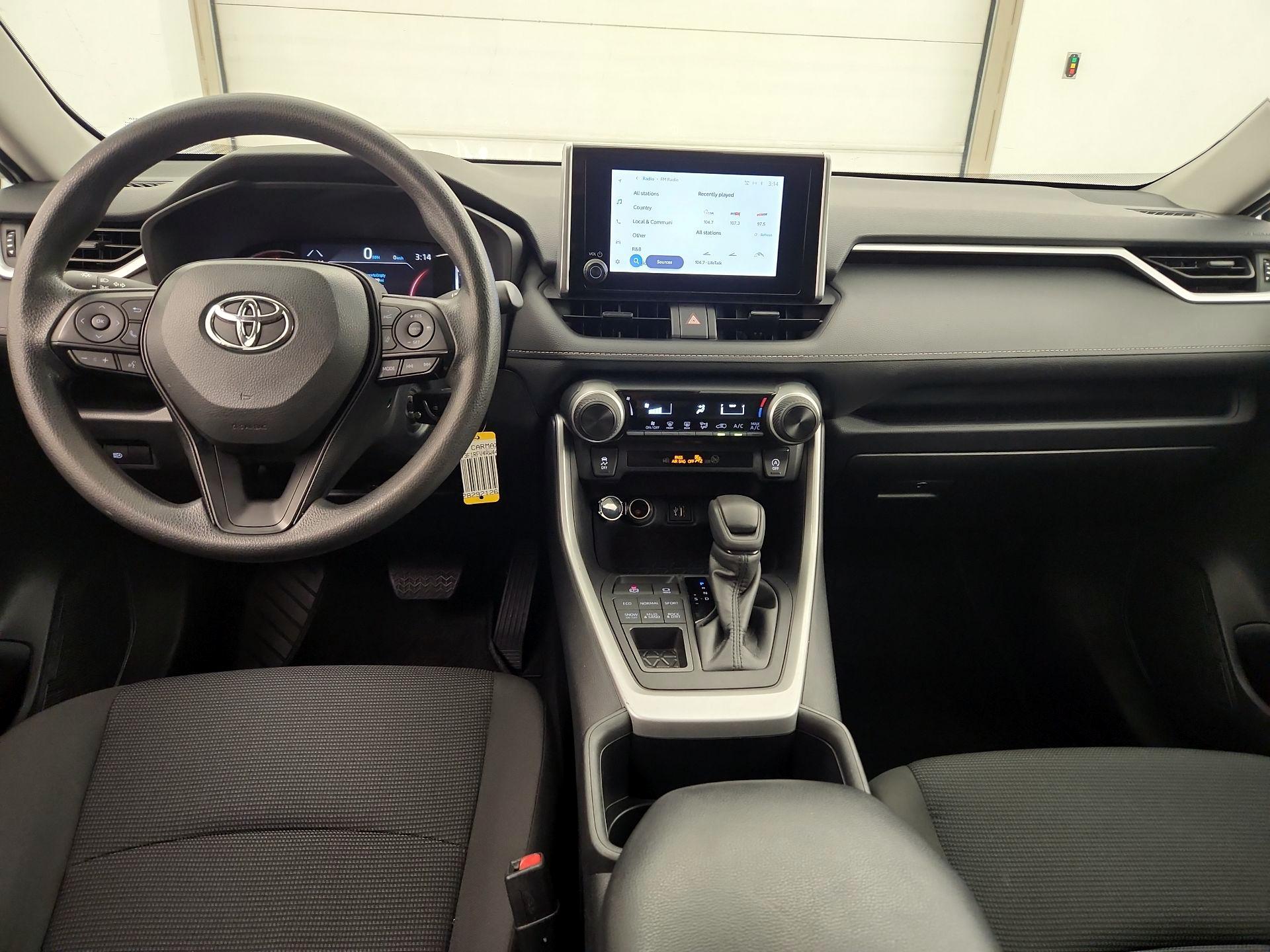 Thumbnail: 2024 Toyota RAV4 - 9