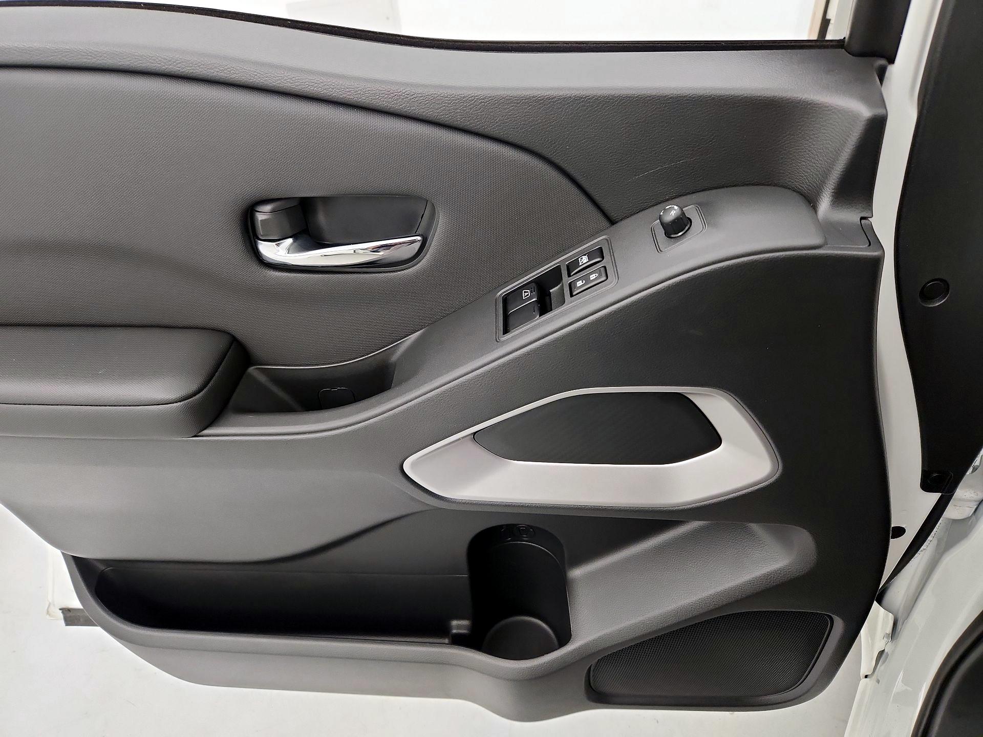 Thumbnail: 2024 Nissan Frontier - 12