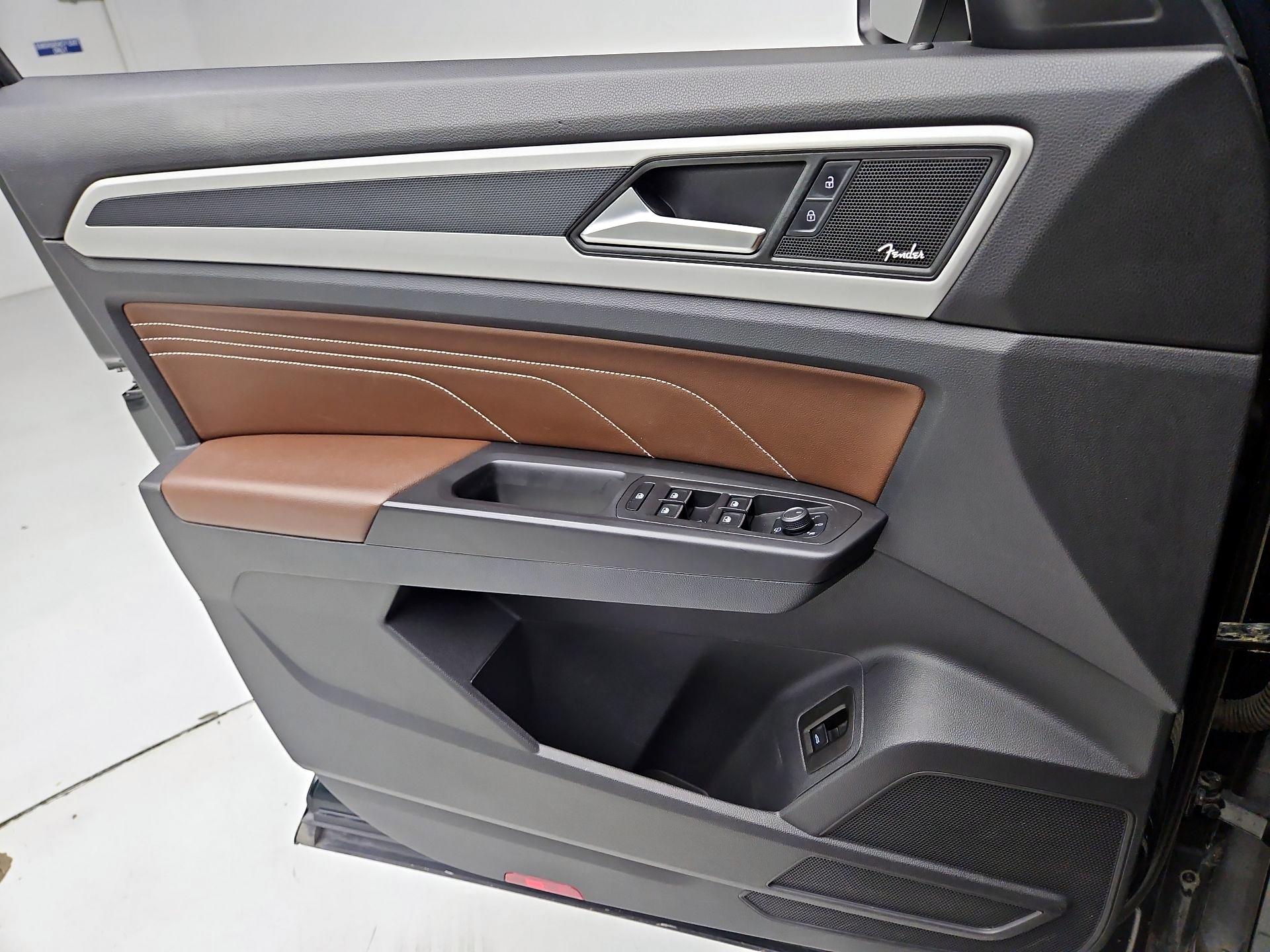 Thumbnail: 2022 Volkswagen Atlas - 12