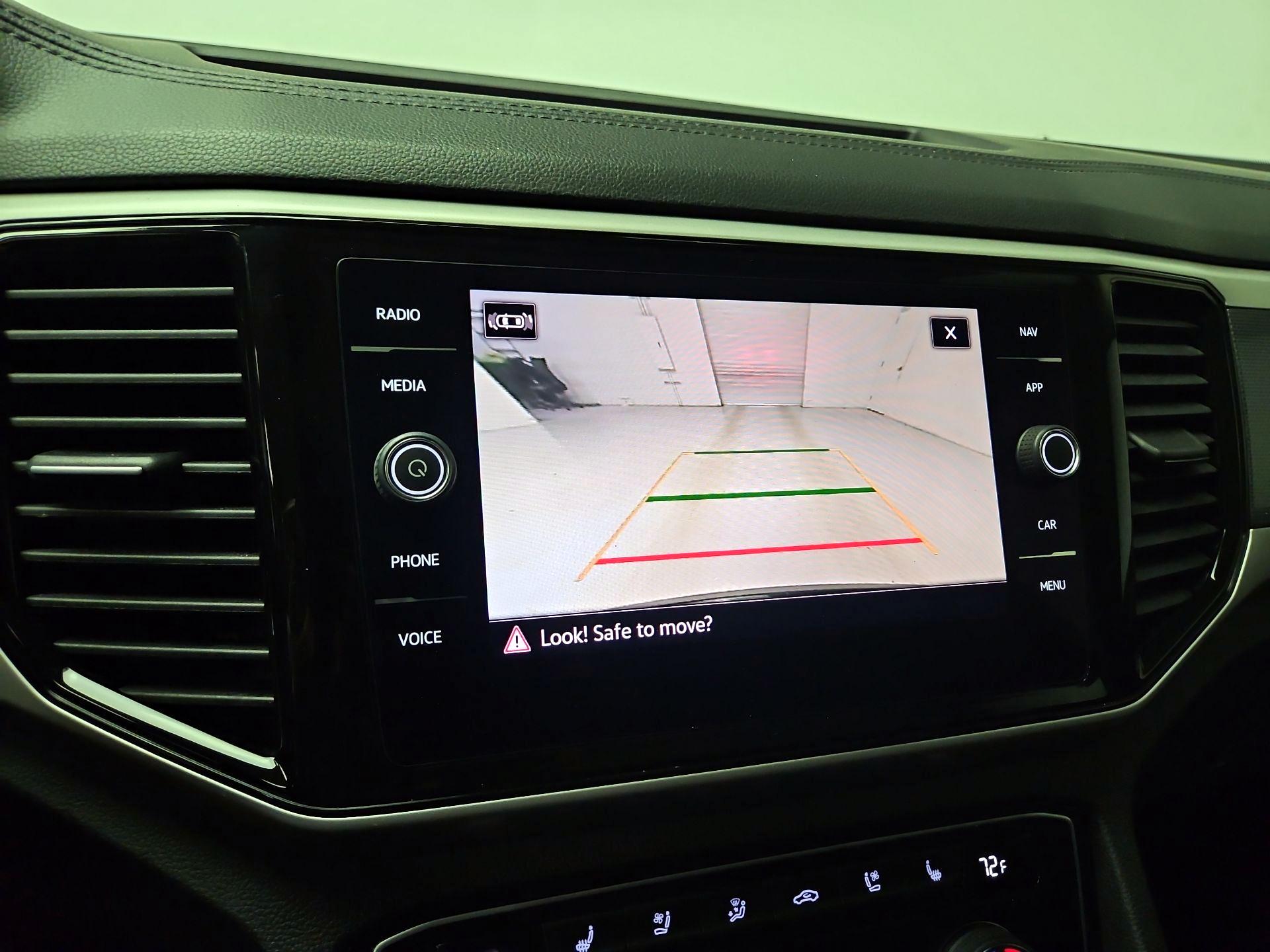 Thumbnail: 2022 Volkswagen Atlas - 15