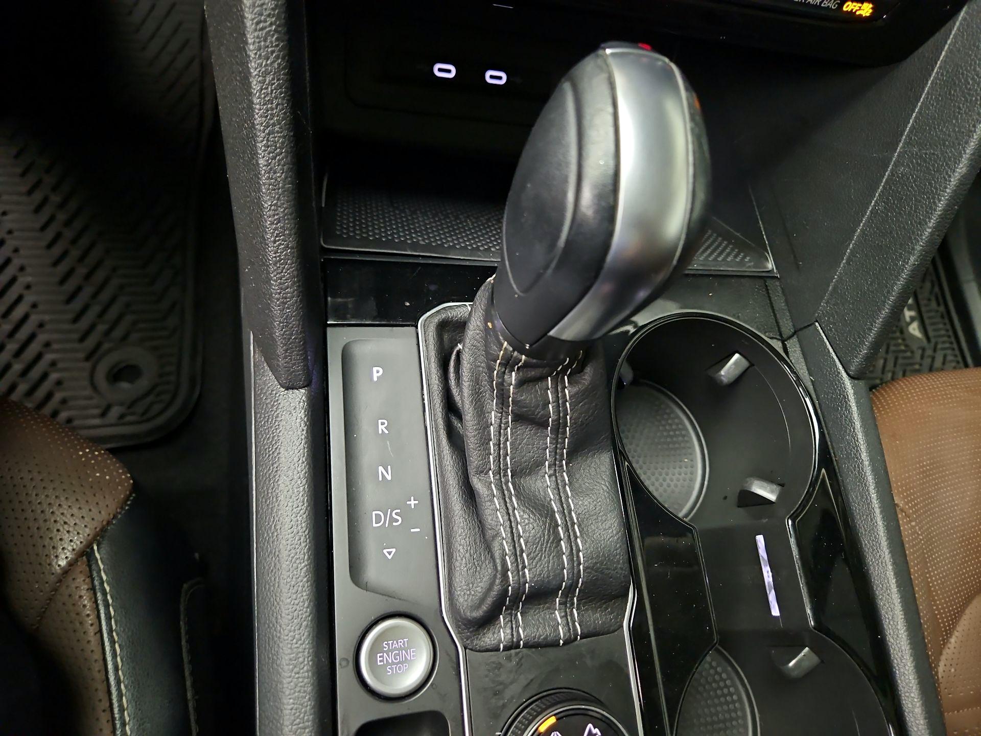 Thumbnail: 2022 Volkswagen Atlas - 18