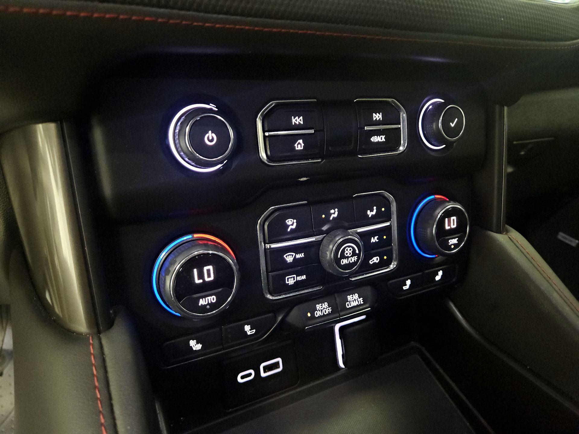 Thumbnail: 2022 Chevrolet Suburban - 16