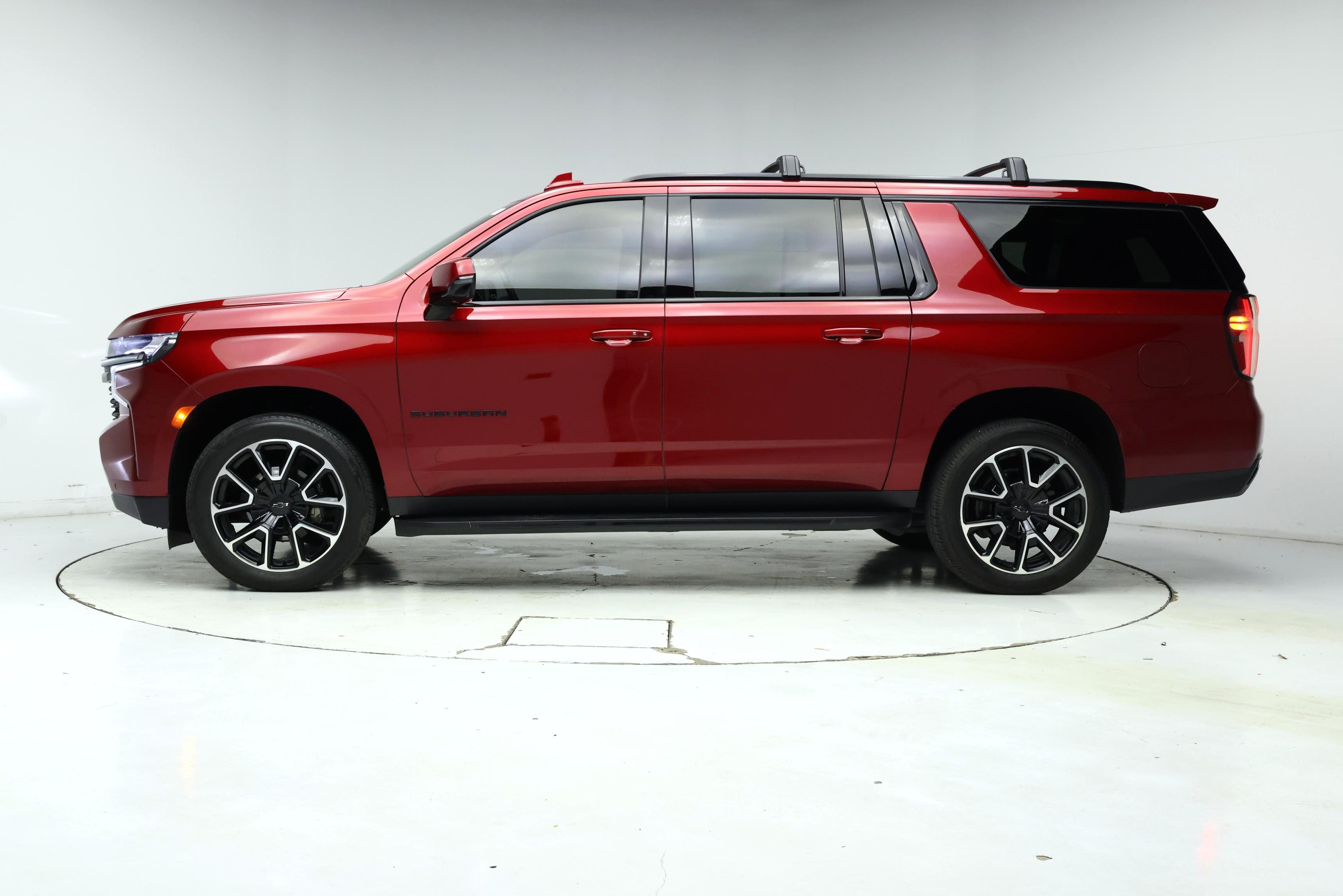 Thumbnail: 2022 Chevrolet Suburban - 3