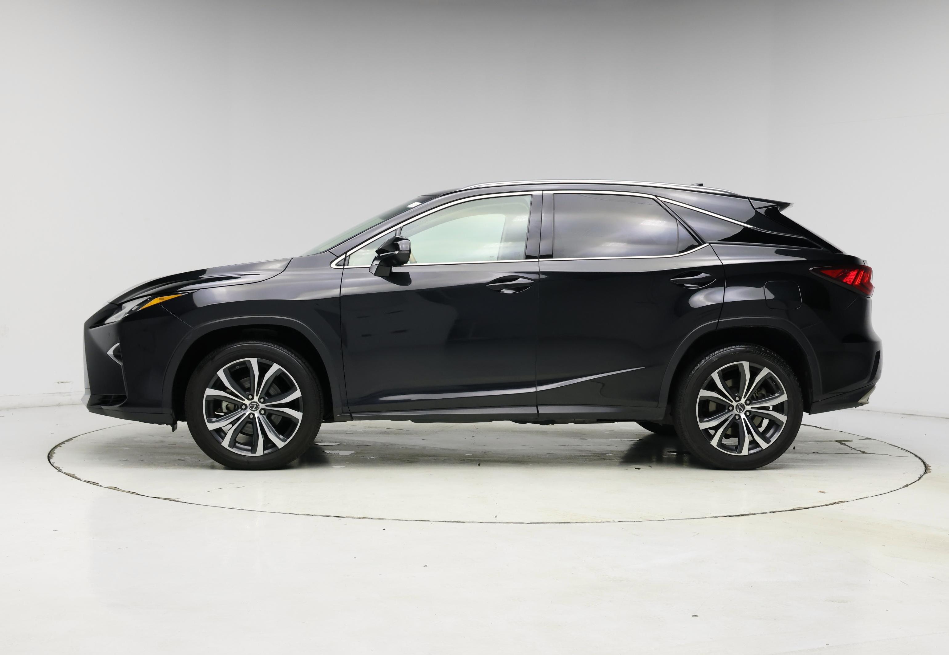 Thumbnail: 2019 Lexus RX - 3
